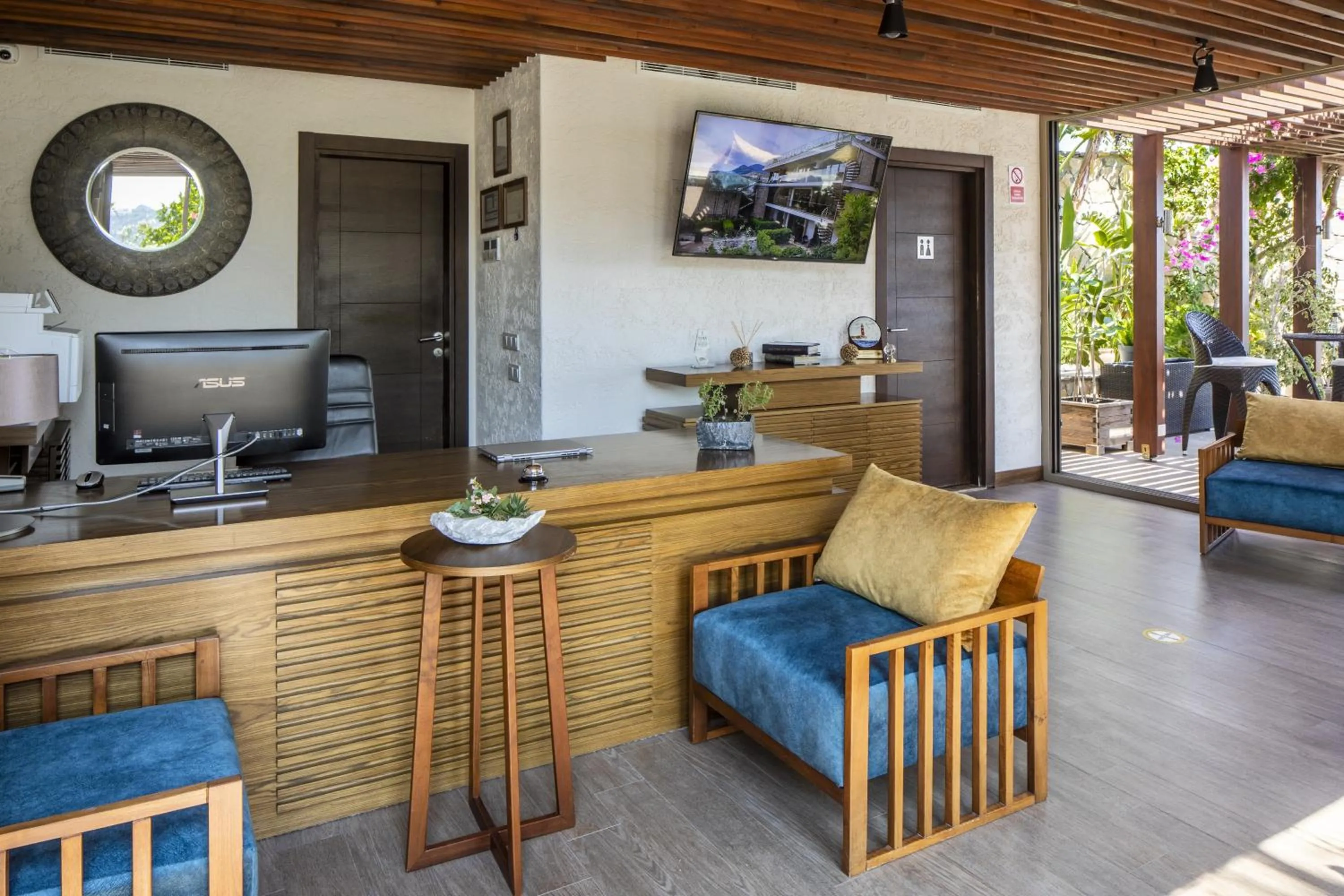 Lobby or reception in Spektr Boutique Hotel Yalikavak