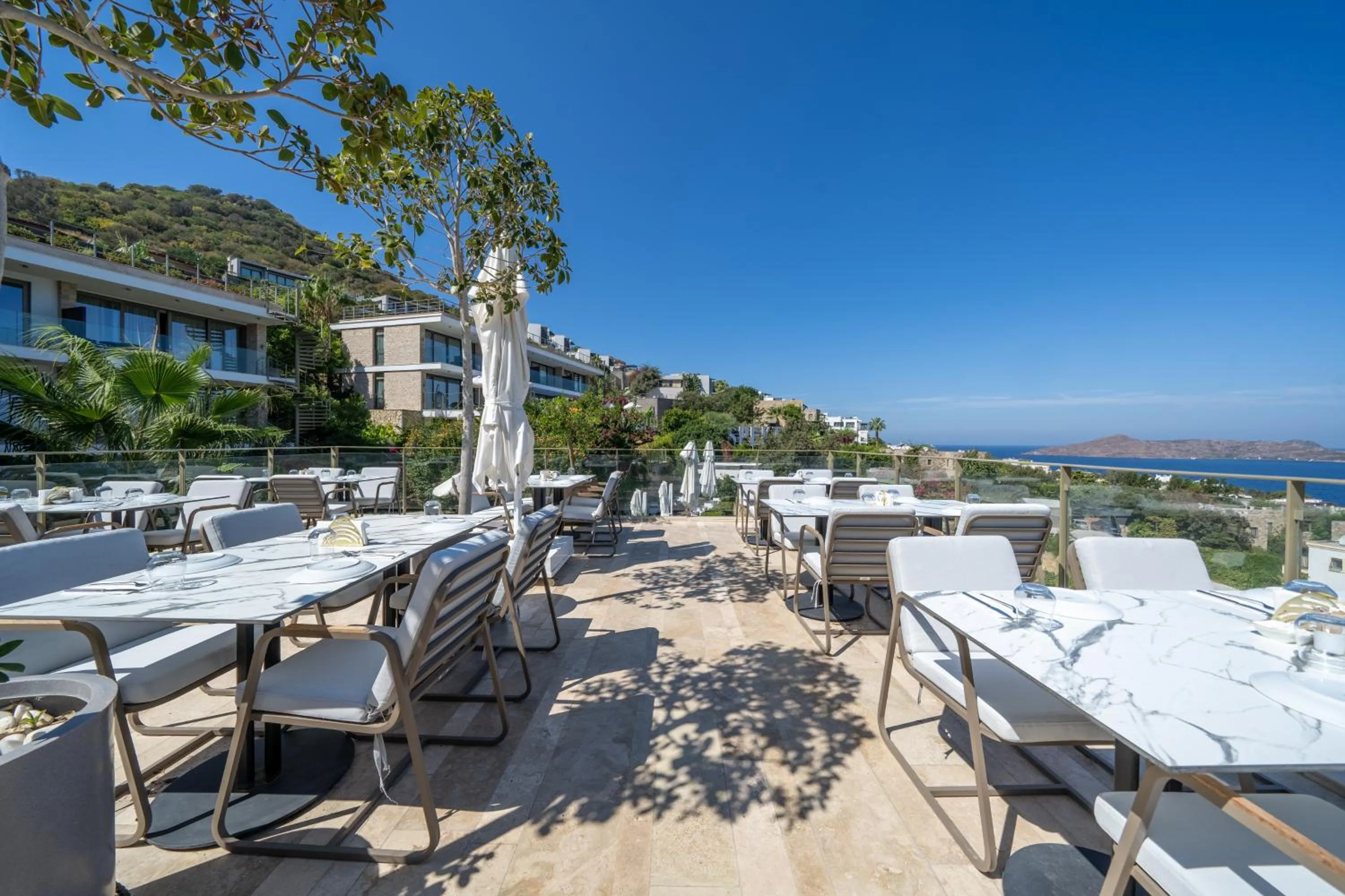 Restaurant/places to eat in Spektr Boutique Hotel Yalikavak