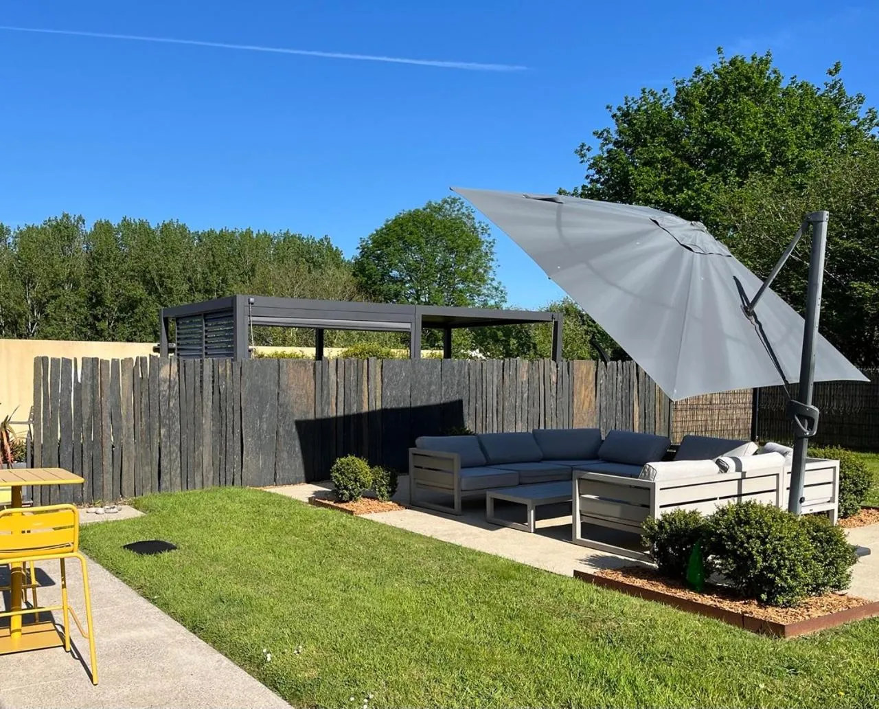 Property building in Un Moment à la Campagne