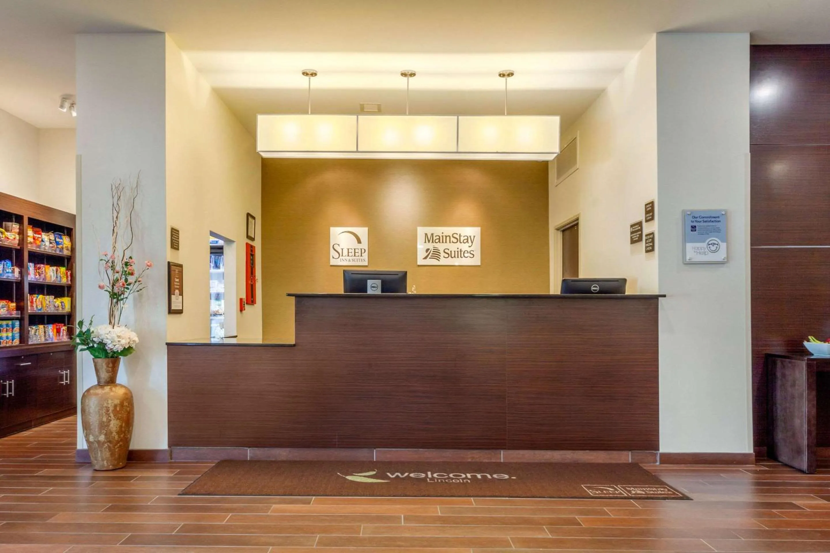 Lobby or reception in Sleep Inn & Suites Lincoln University Area