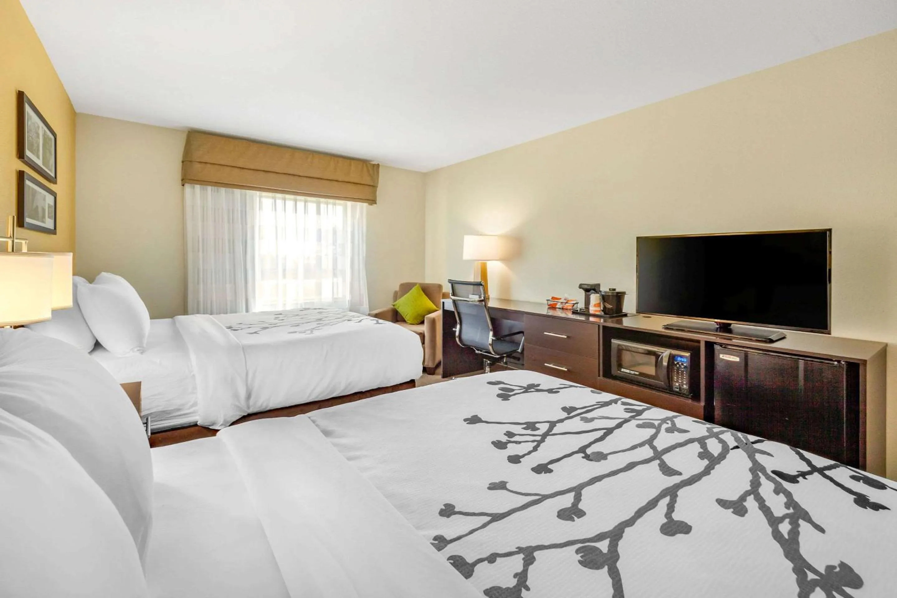 Bedroom, Bed in Sleep Inn & Suites Lincoln University Area