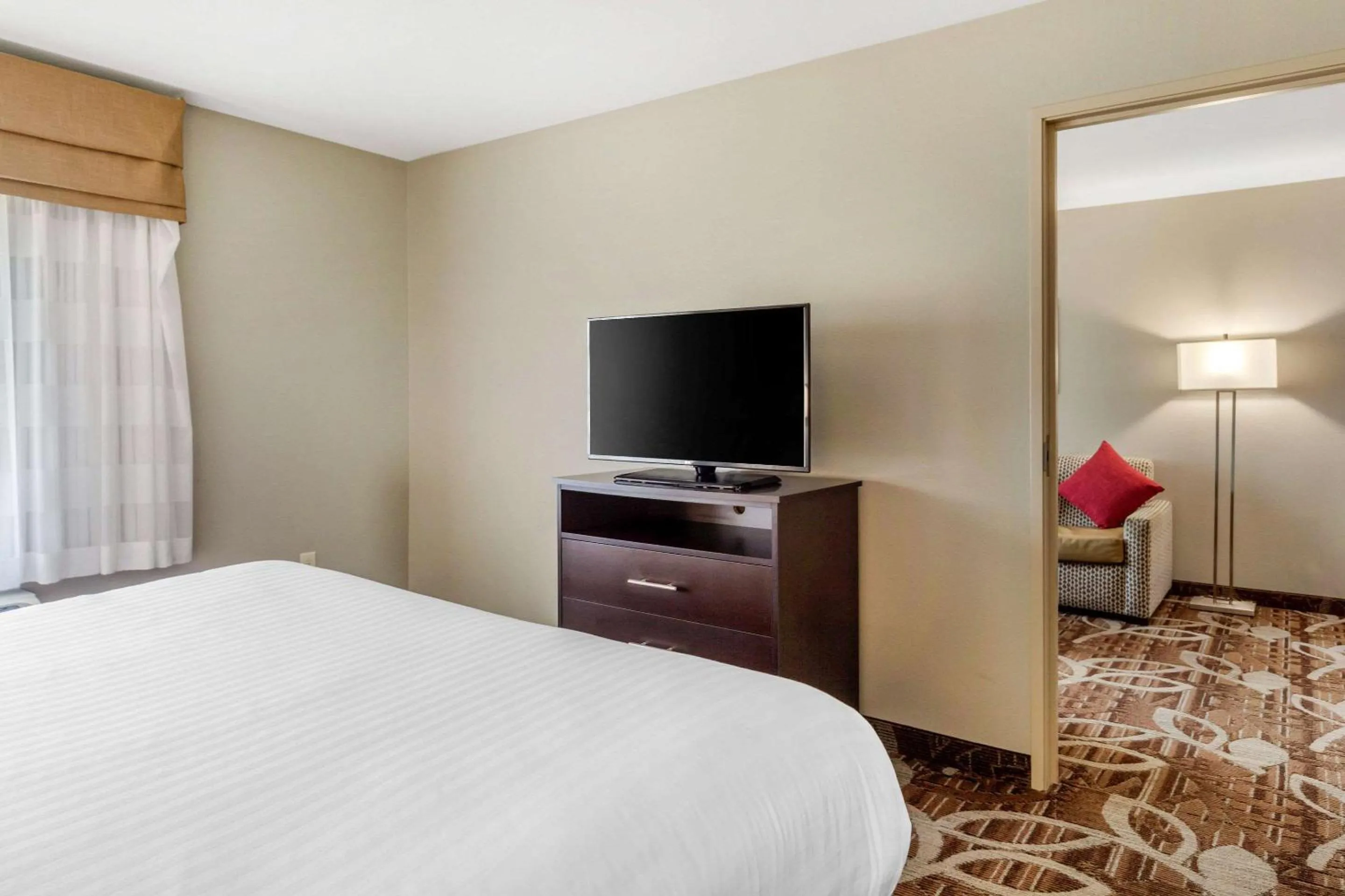 Bedroom, Bed in MainStay Suites Lincoln University Area