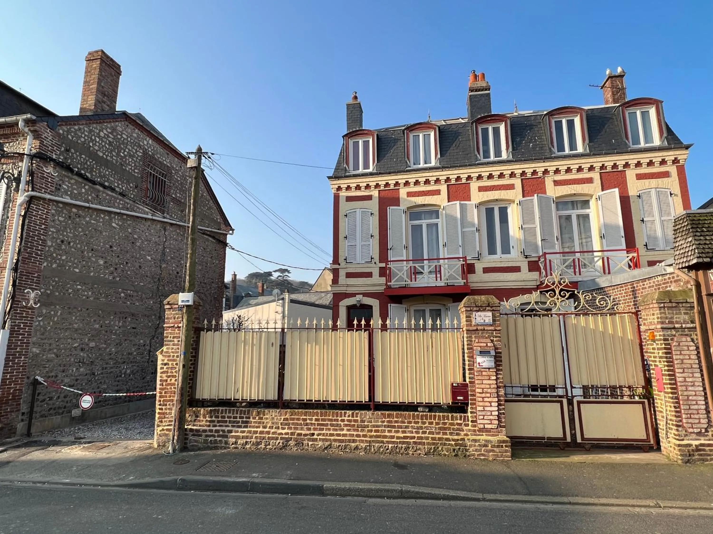 Property building in Chambre D'hôte Villa Maurice