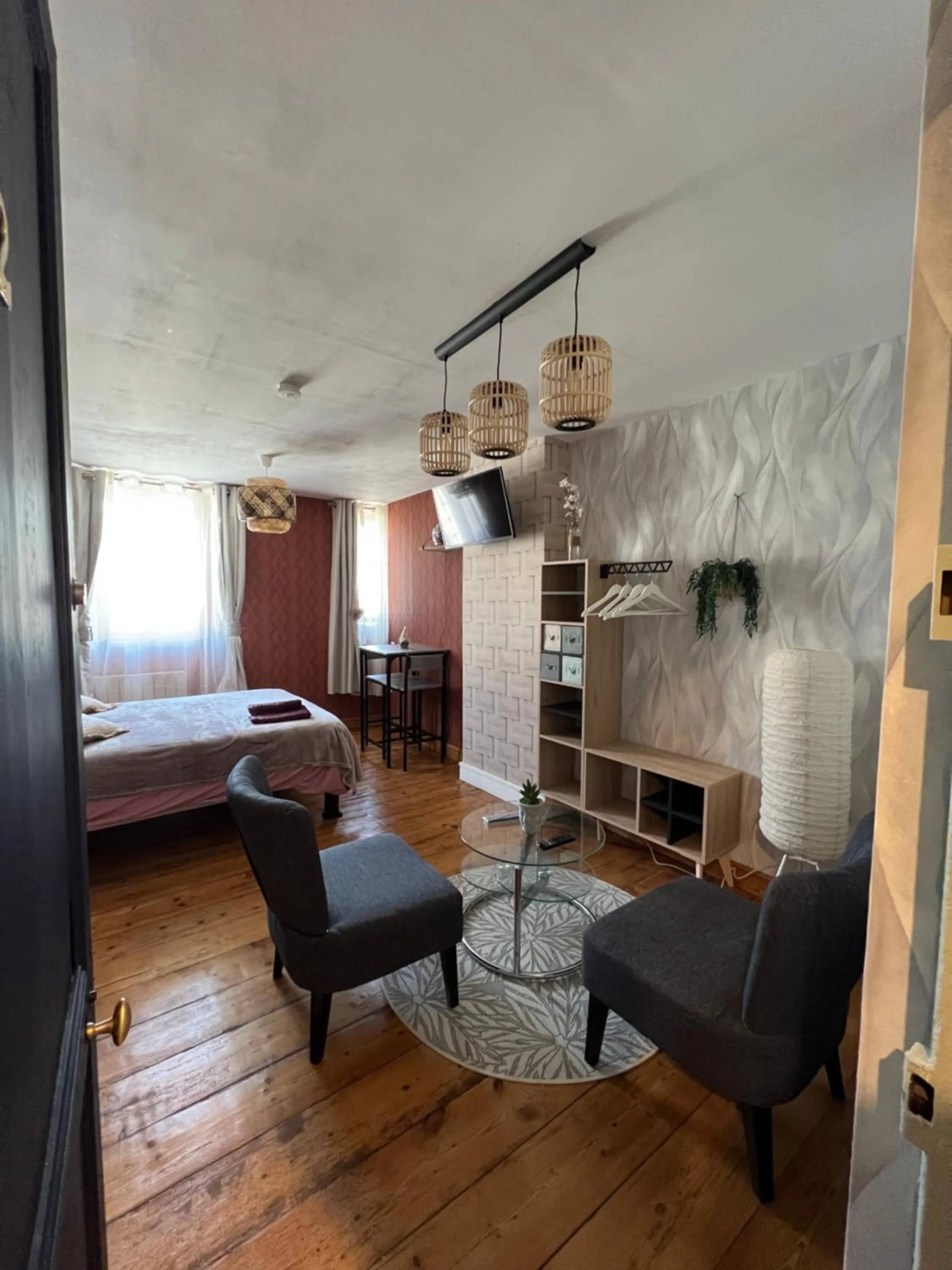 Photo of the whole room in Chambre D'hôte Villa Maurice