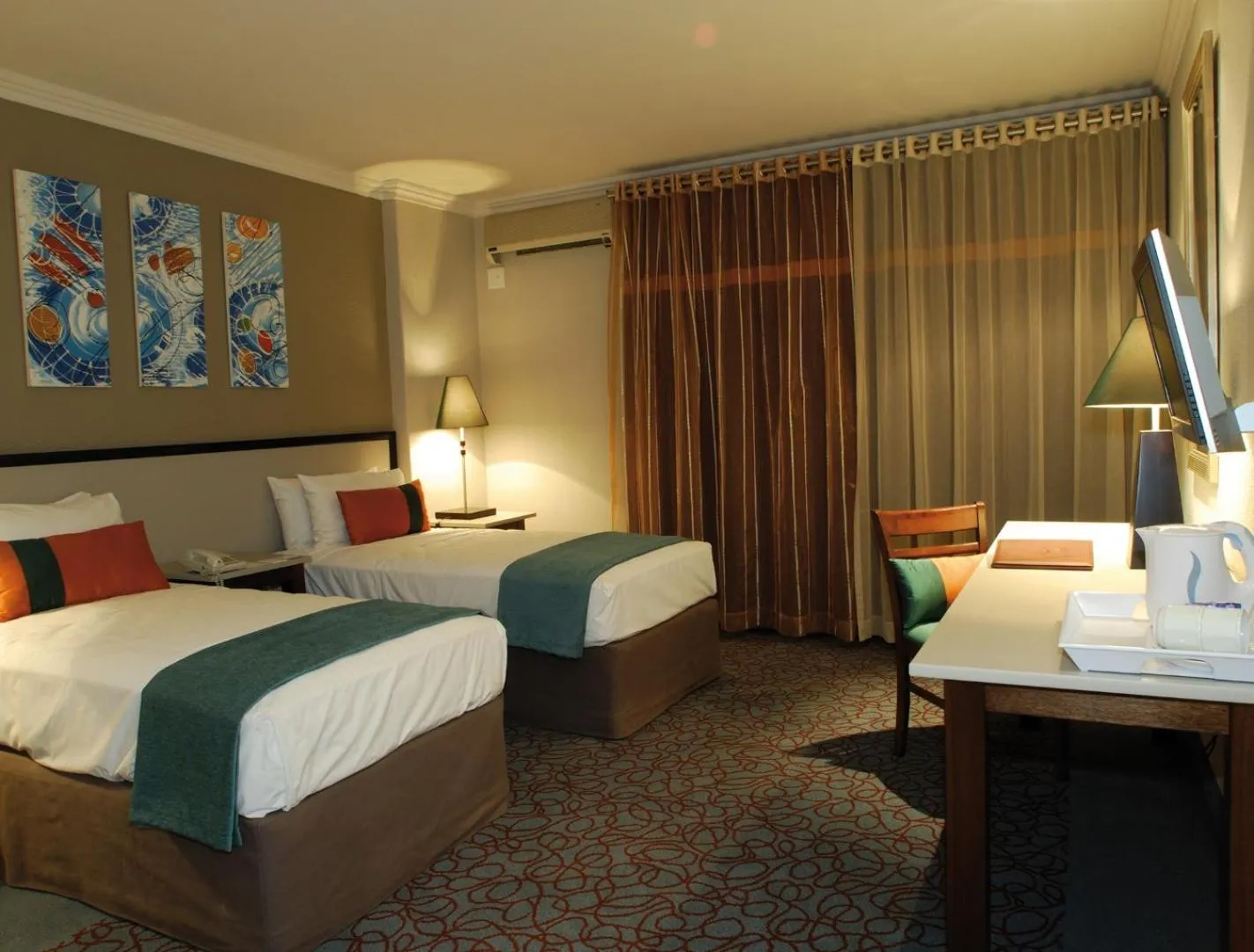 Bed in Metcourt at Khoroni