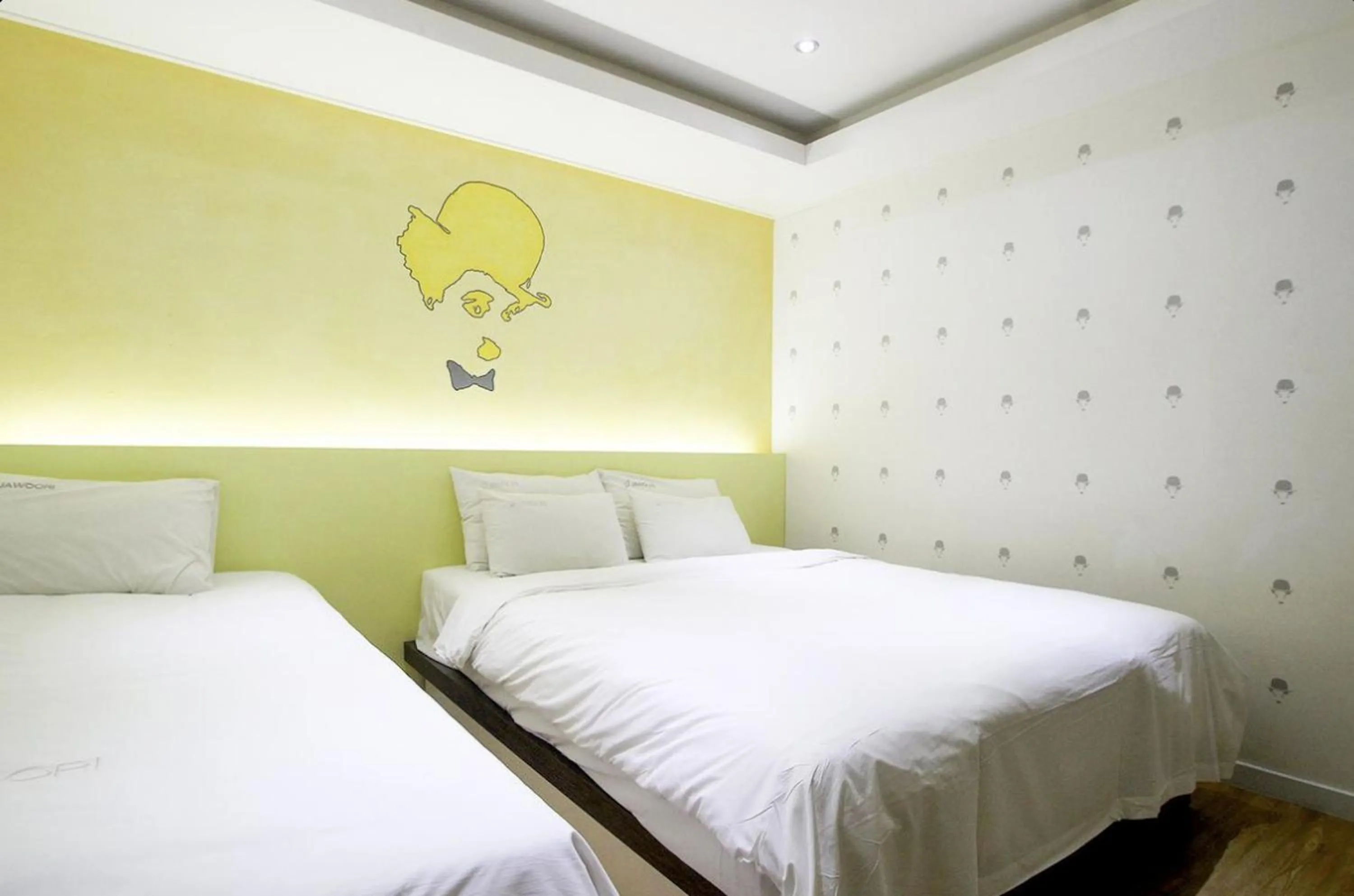 Bed in Jeonju Jawoori Hotel