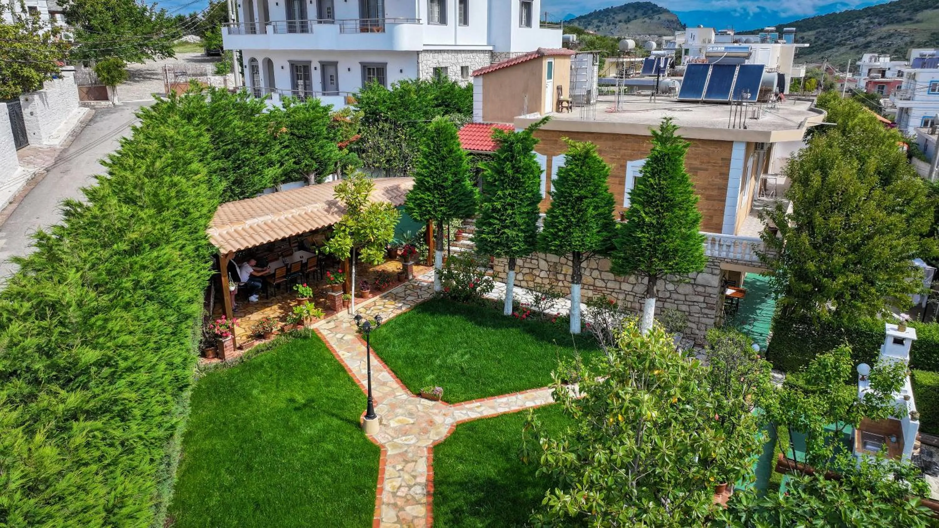 Villa M Cako