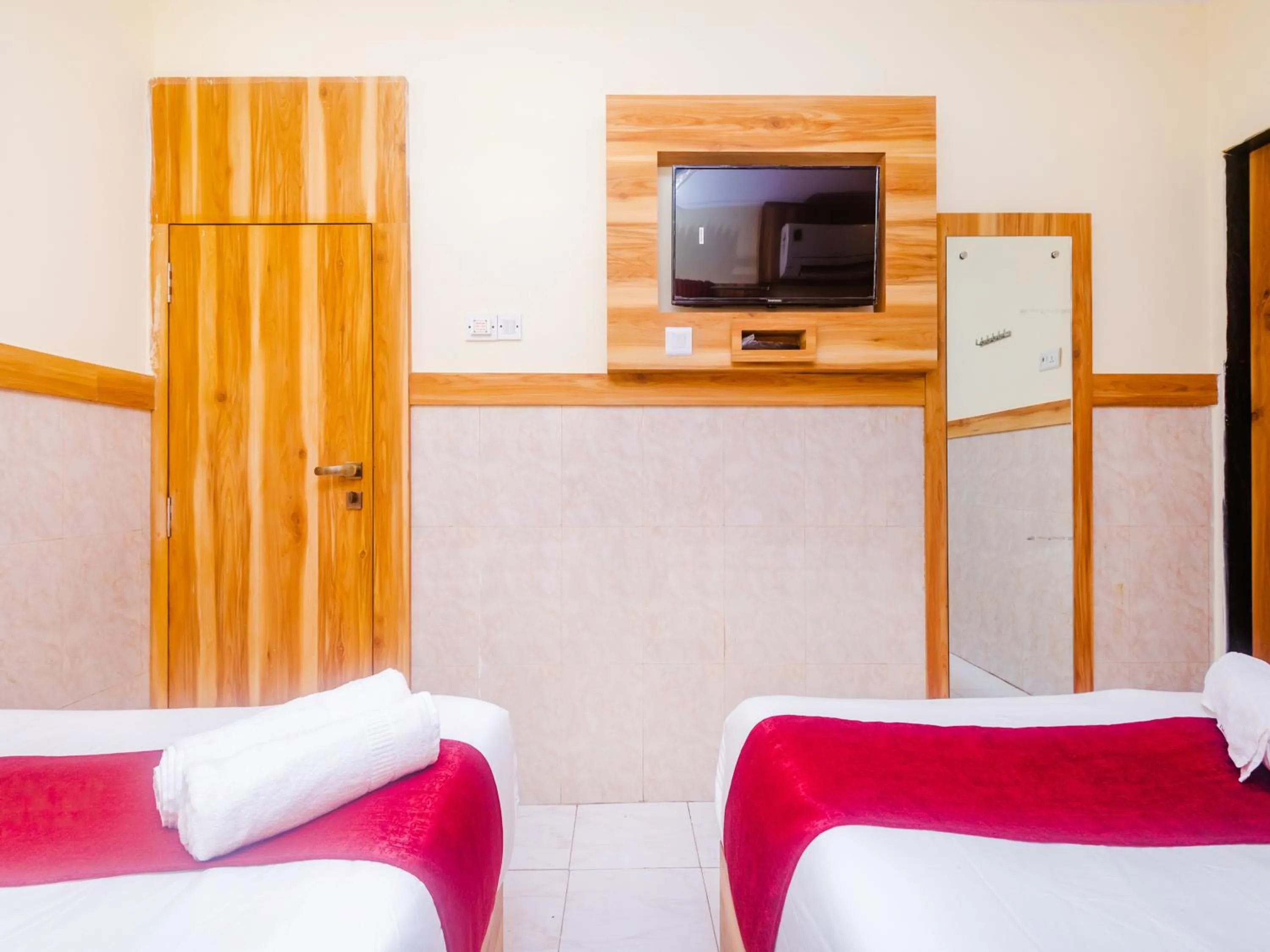 Bed in Aman Hotel near CST