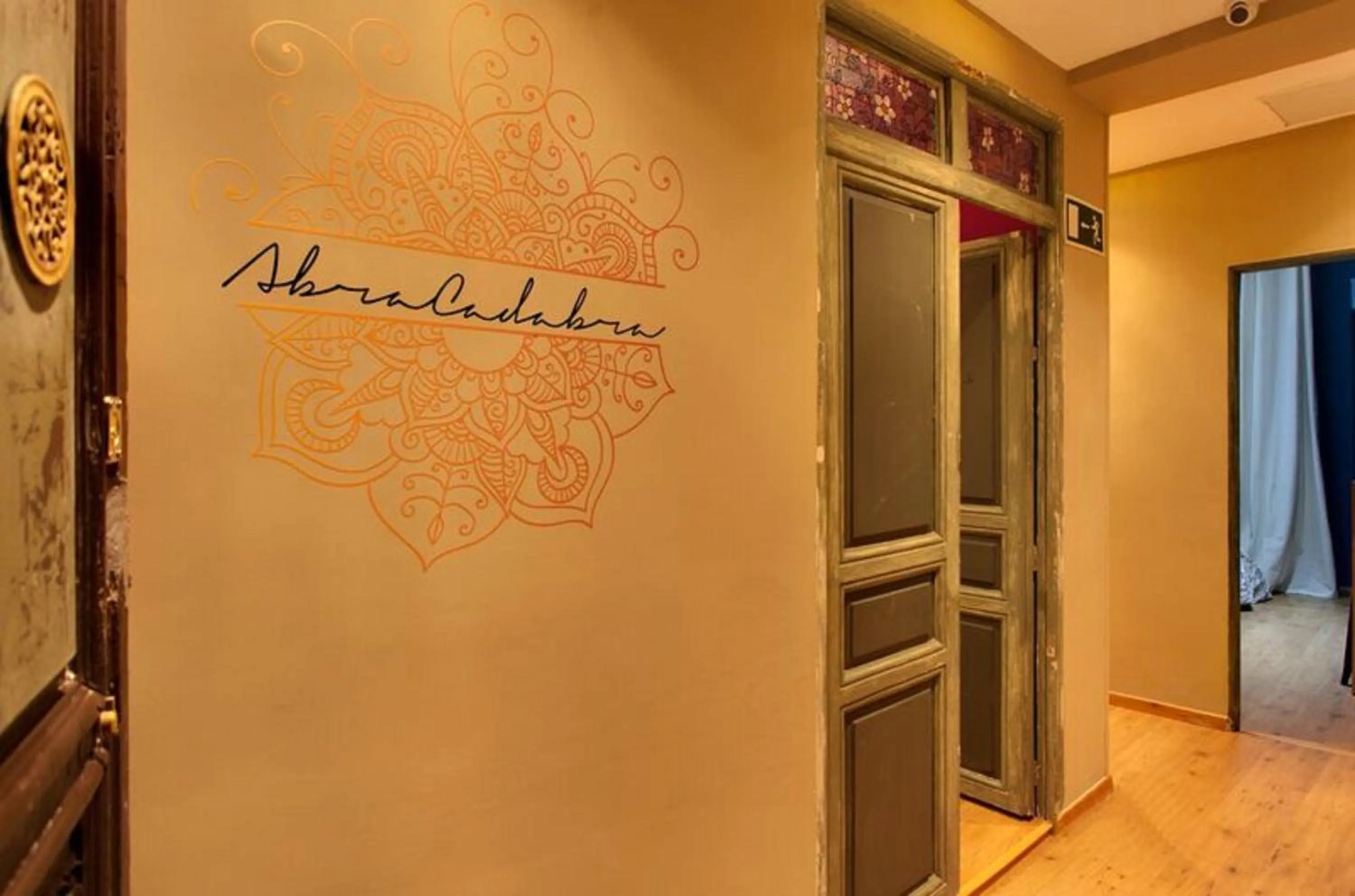 Facade/entrance in AbraCadabra Suites