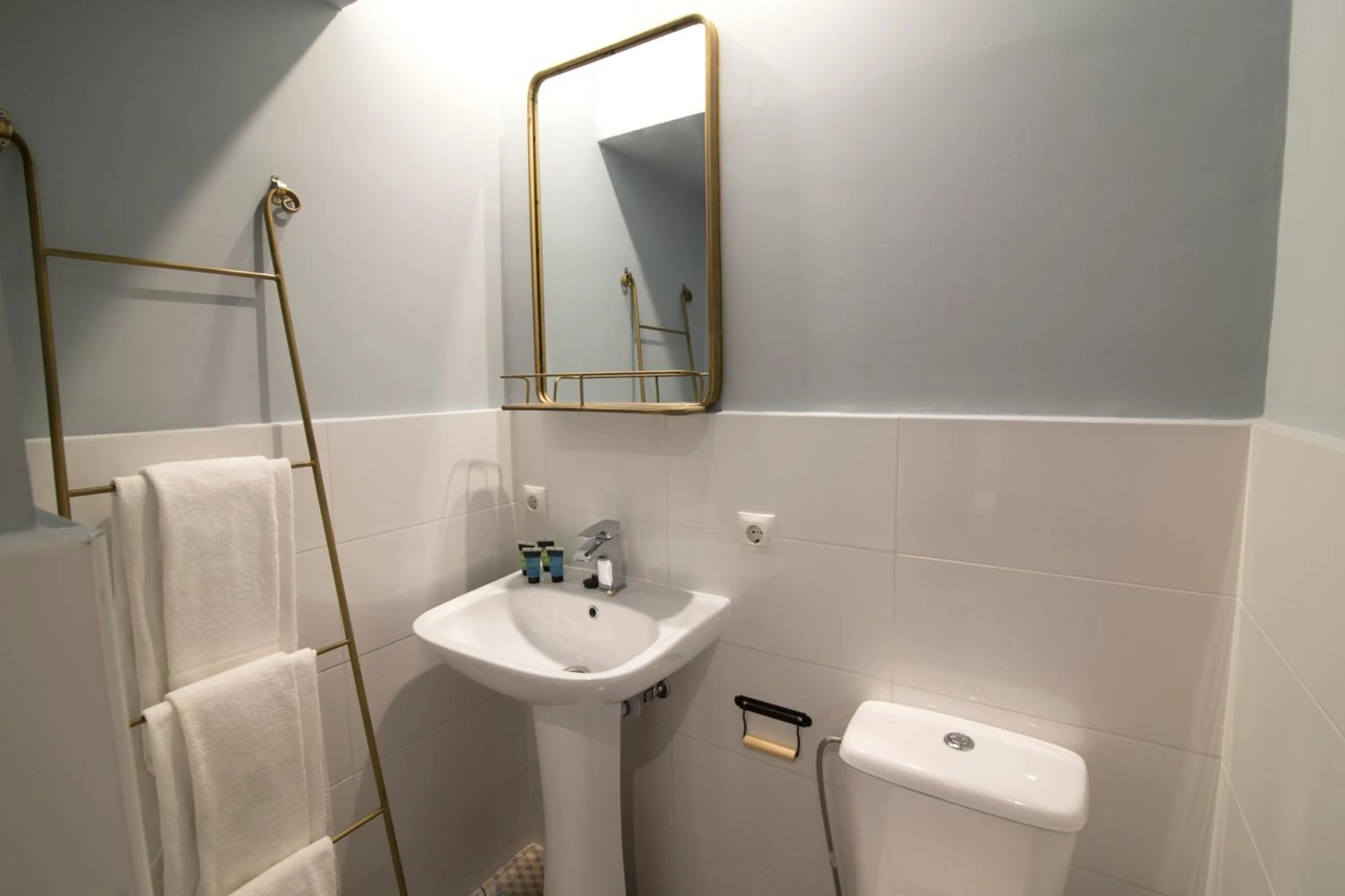 Bathroom in AbraCadabra Suites