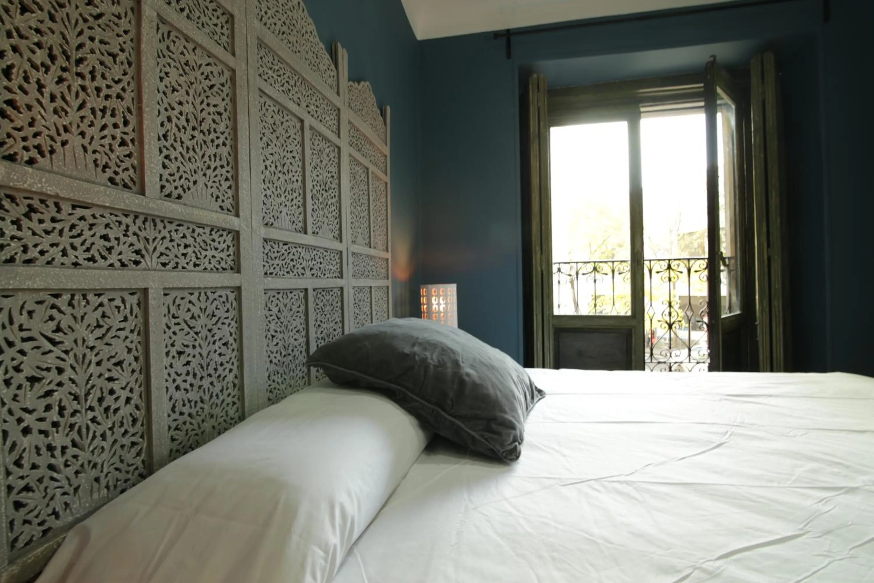 Decorative detail, Bed in AbraCadabra Suites