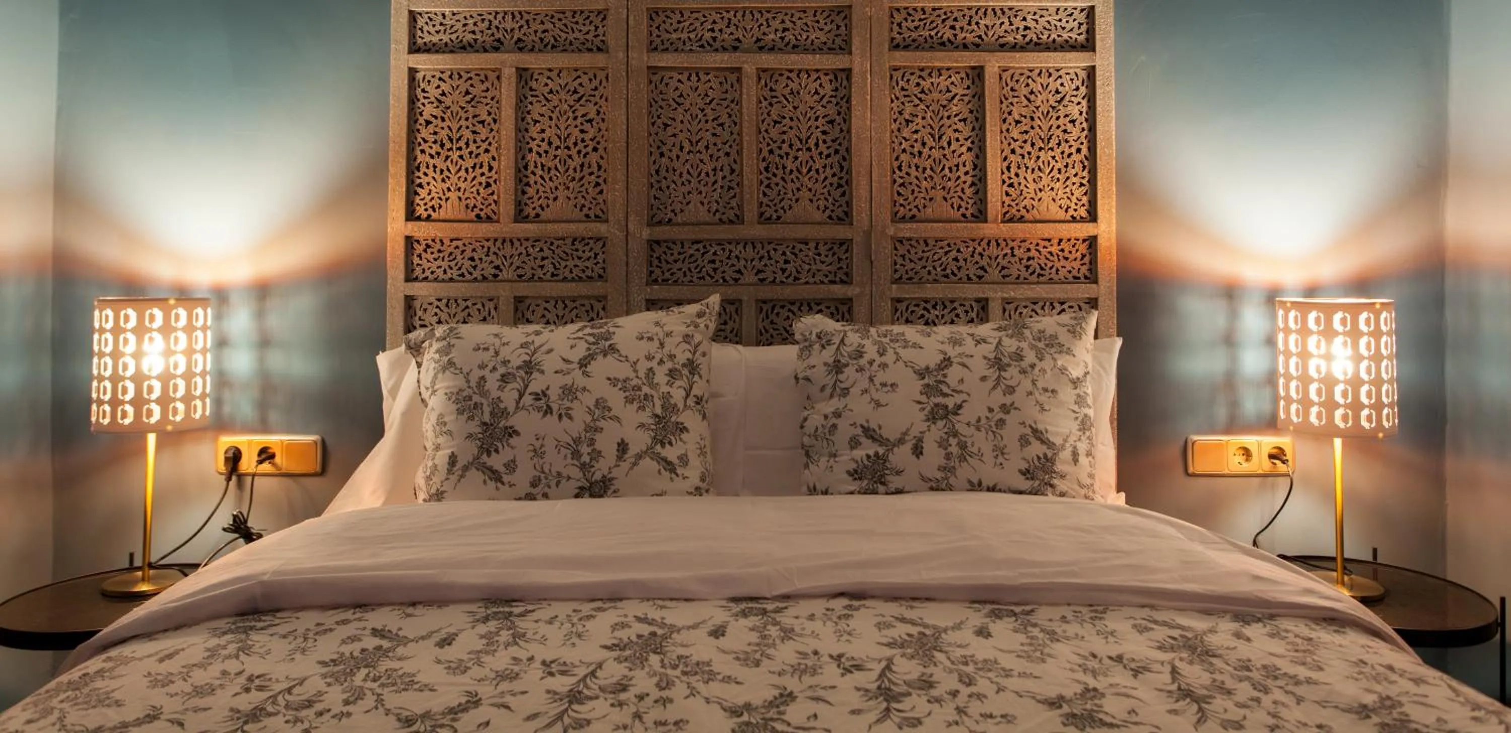 Decorative detail, Bed in AbraCadabra Suites