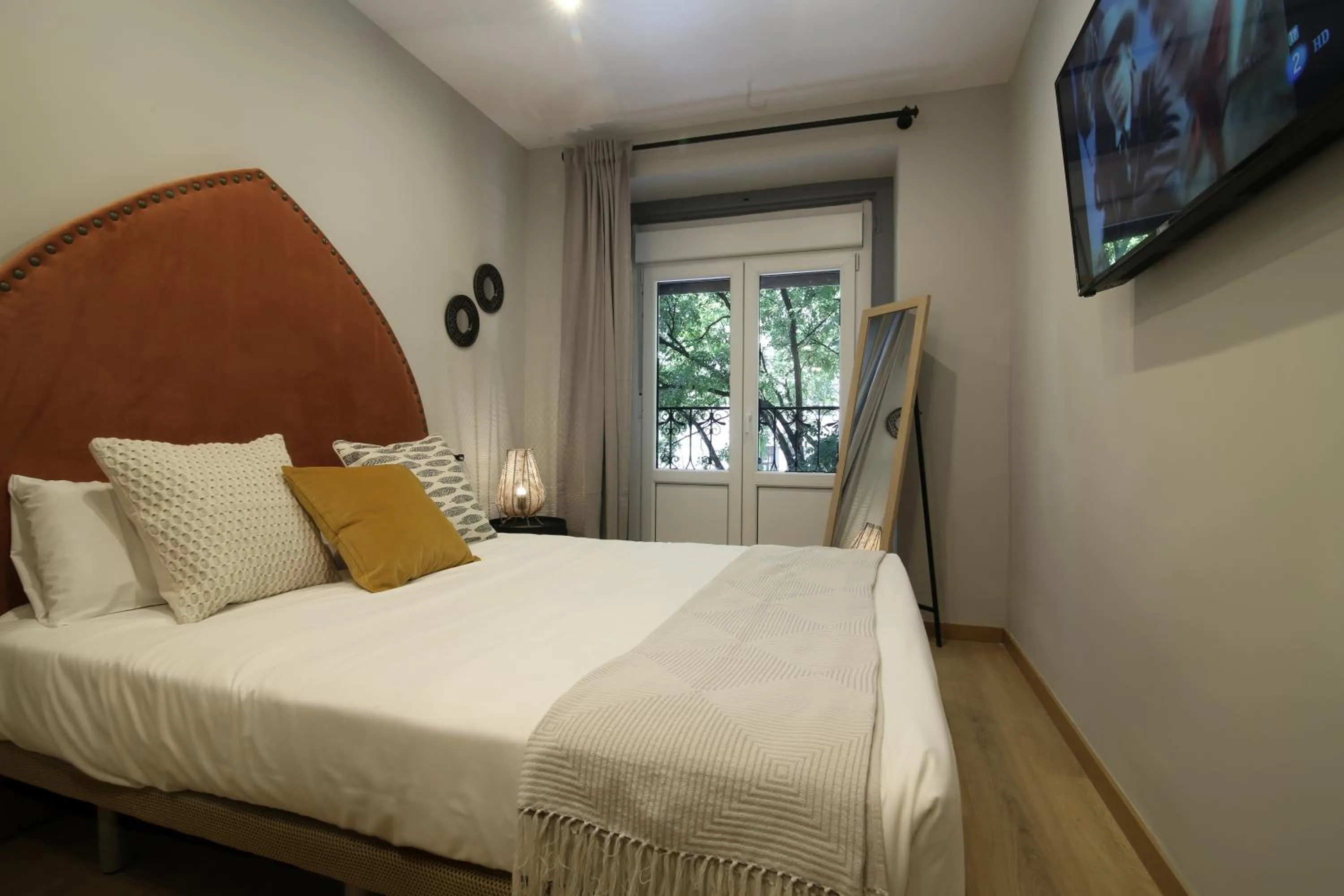 Photo of the whole room, Bed in AbraCadabra Suites