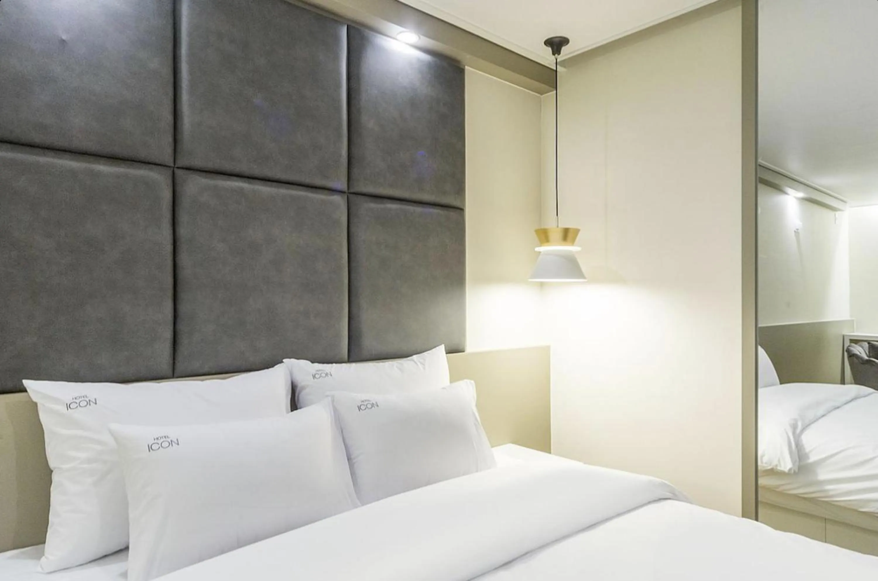 Bed in Icon Hotel Gunsan