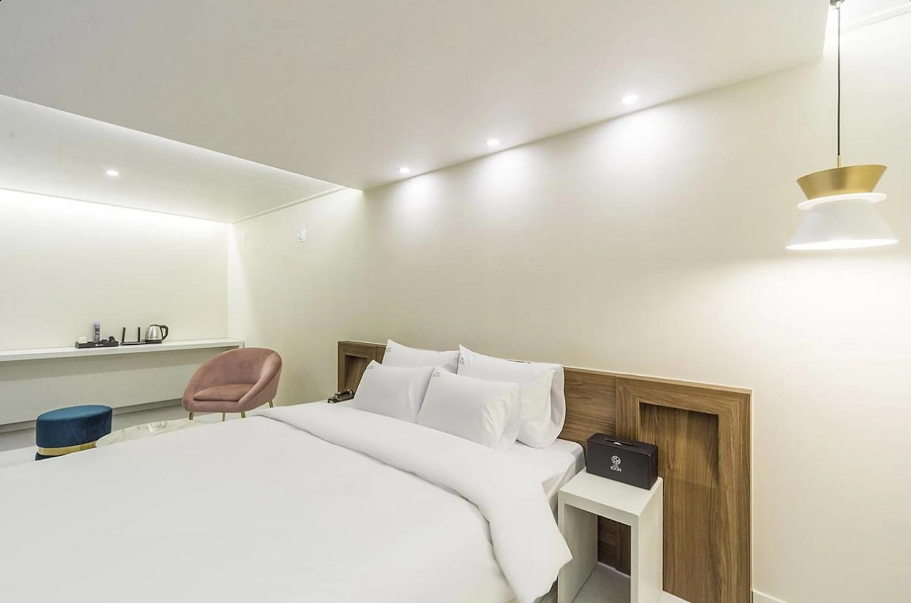 Bed in Icon Hotel Gunsan