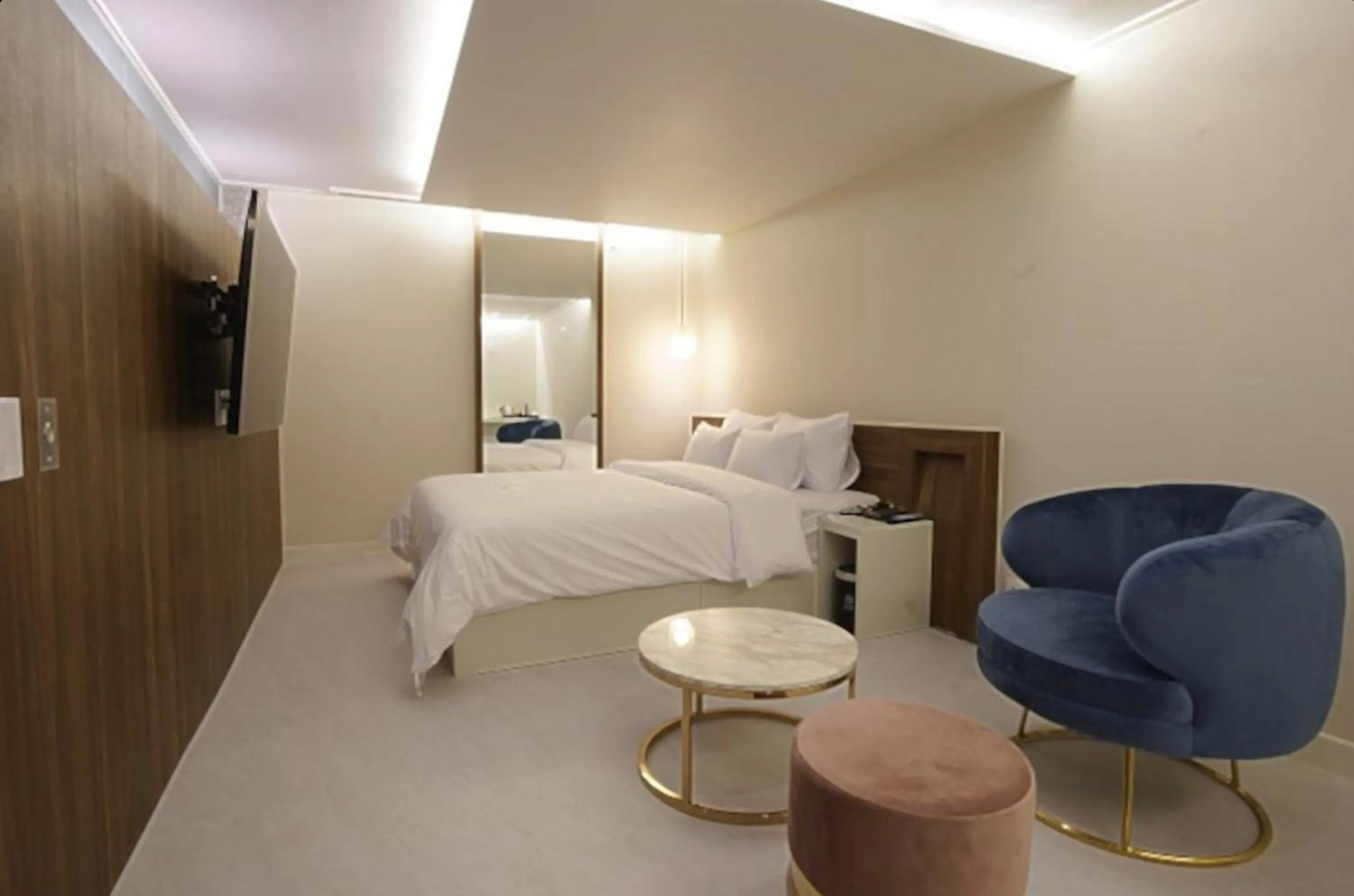 Bed in Icon Hotel Gunsan