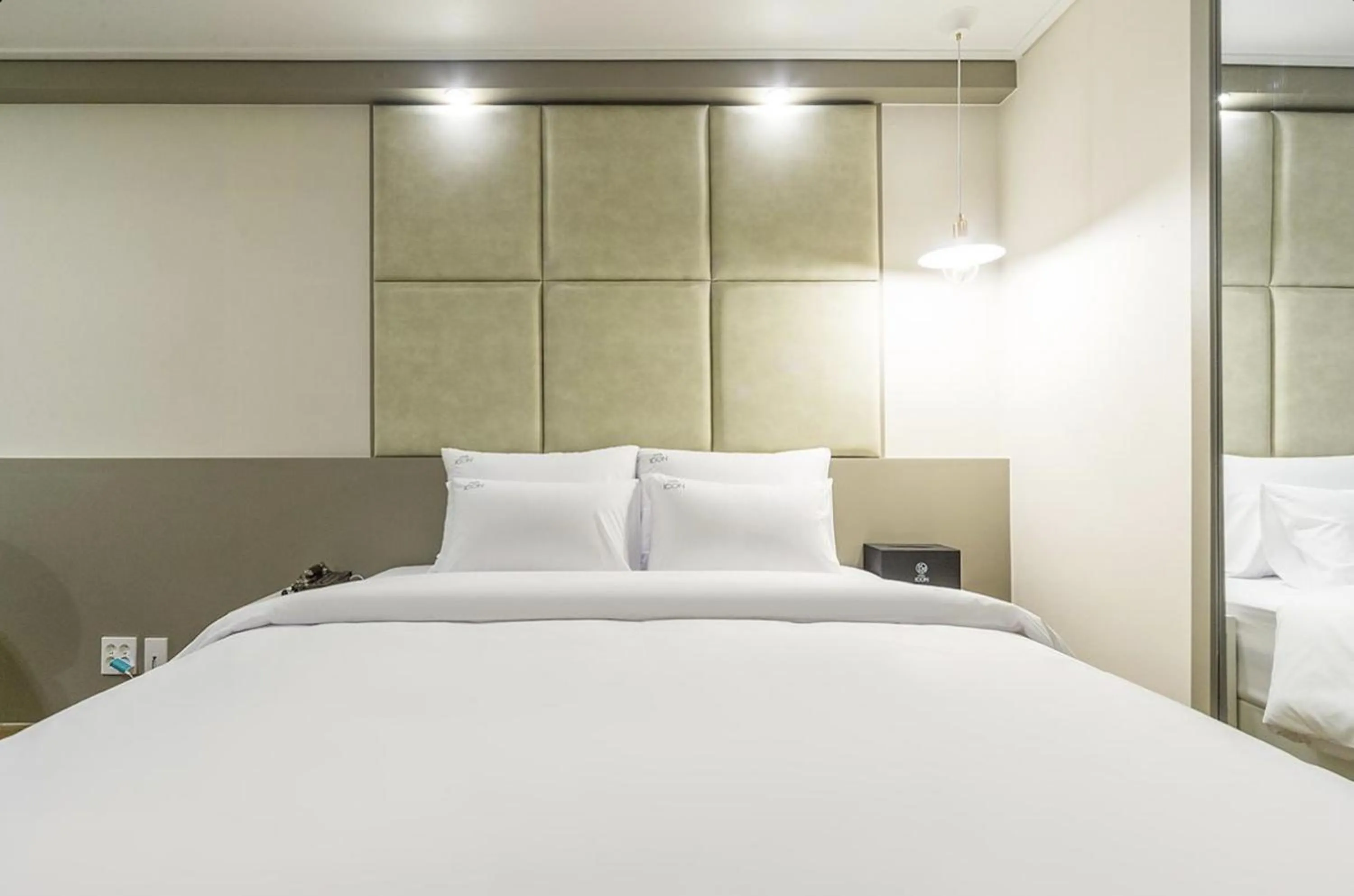 Bed in Icon Hotel Gunsan