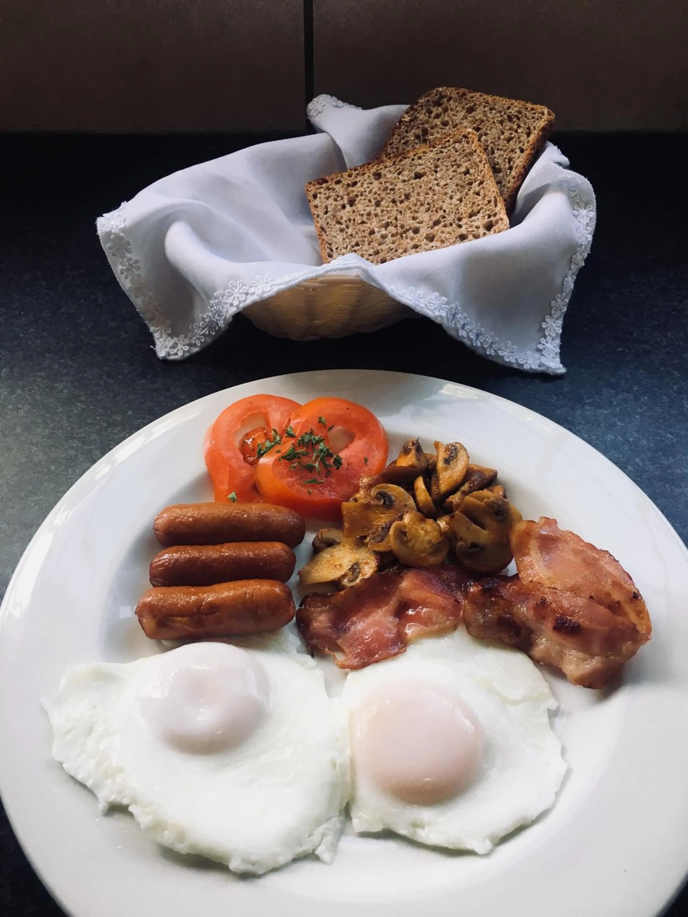 Breakfast in Belmont Guesthouse