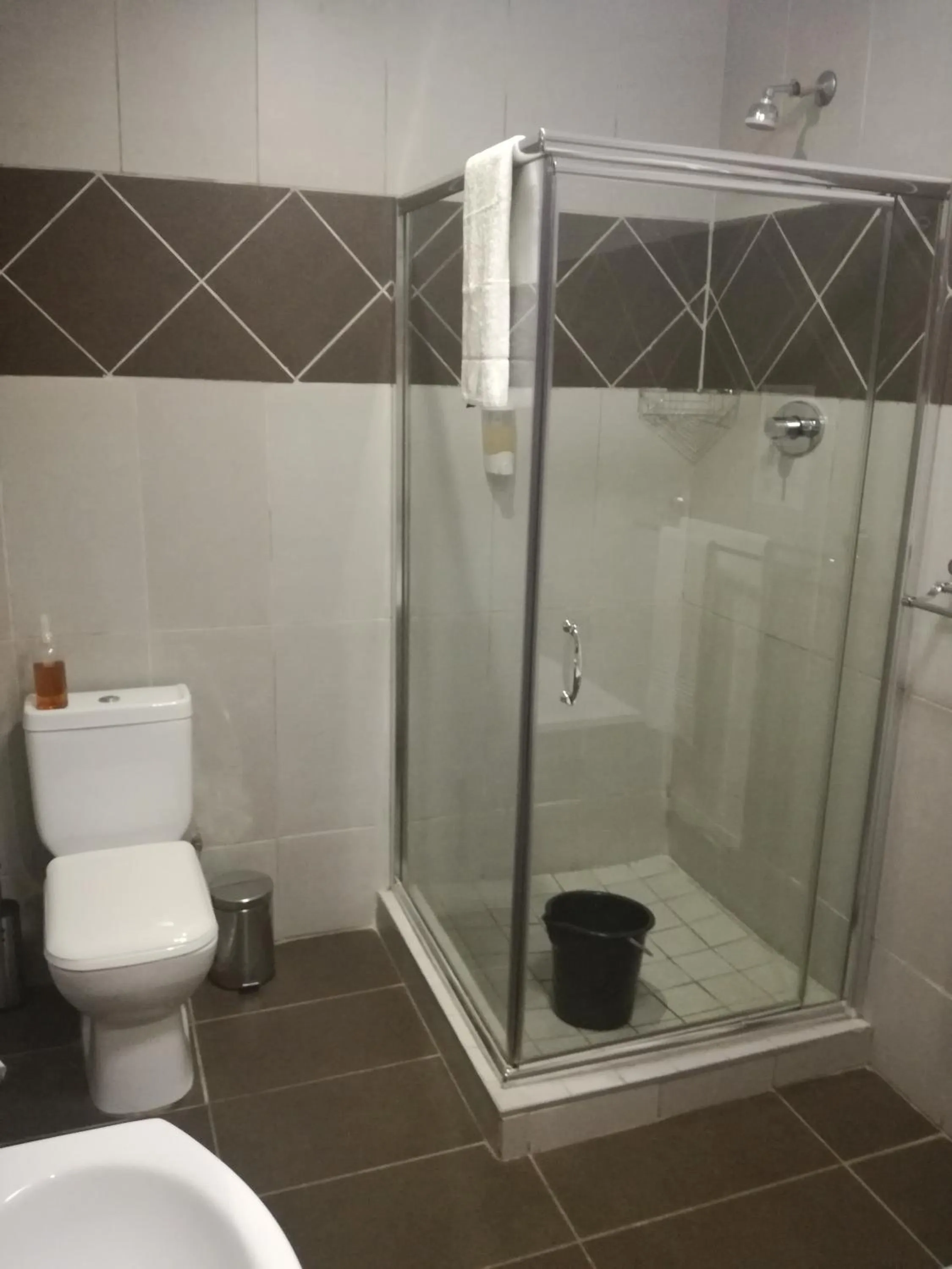 Shower in Belmont Guesthouse