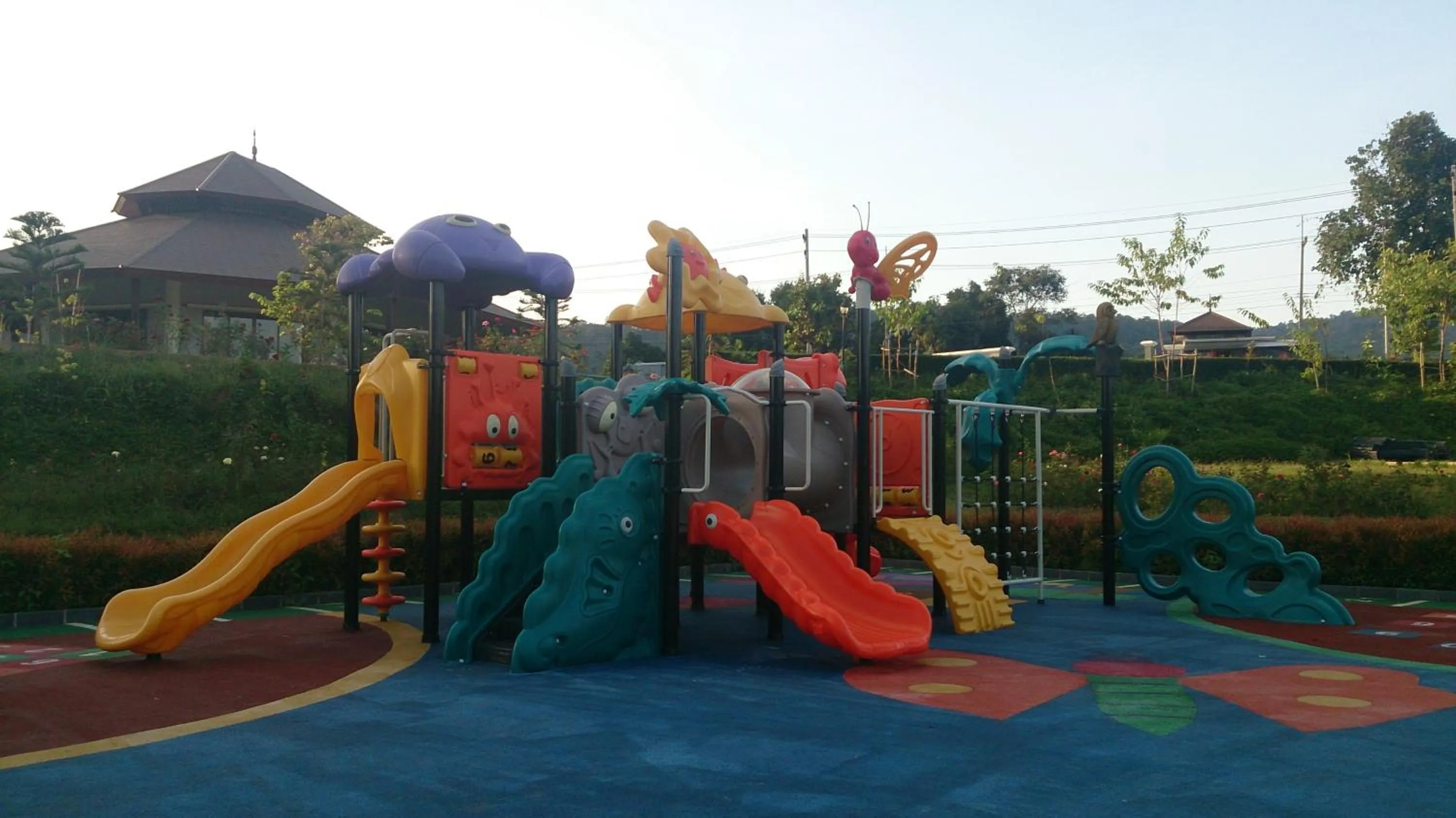 Children play ground in Phurua Sanctuary Resort and Spa