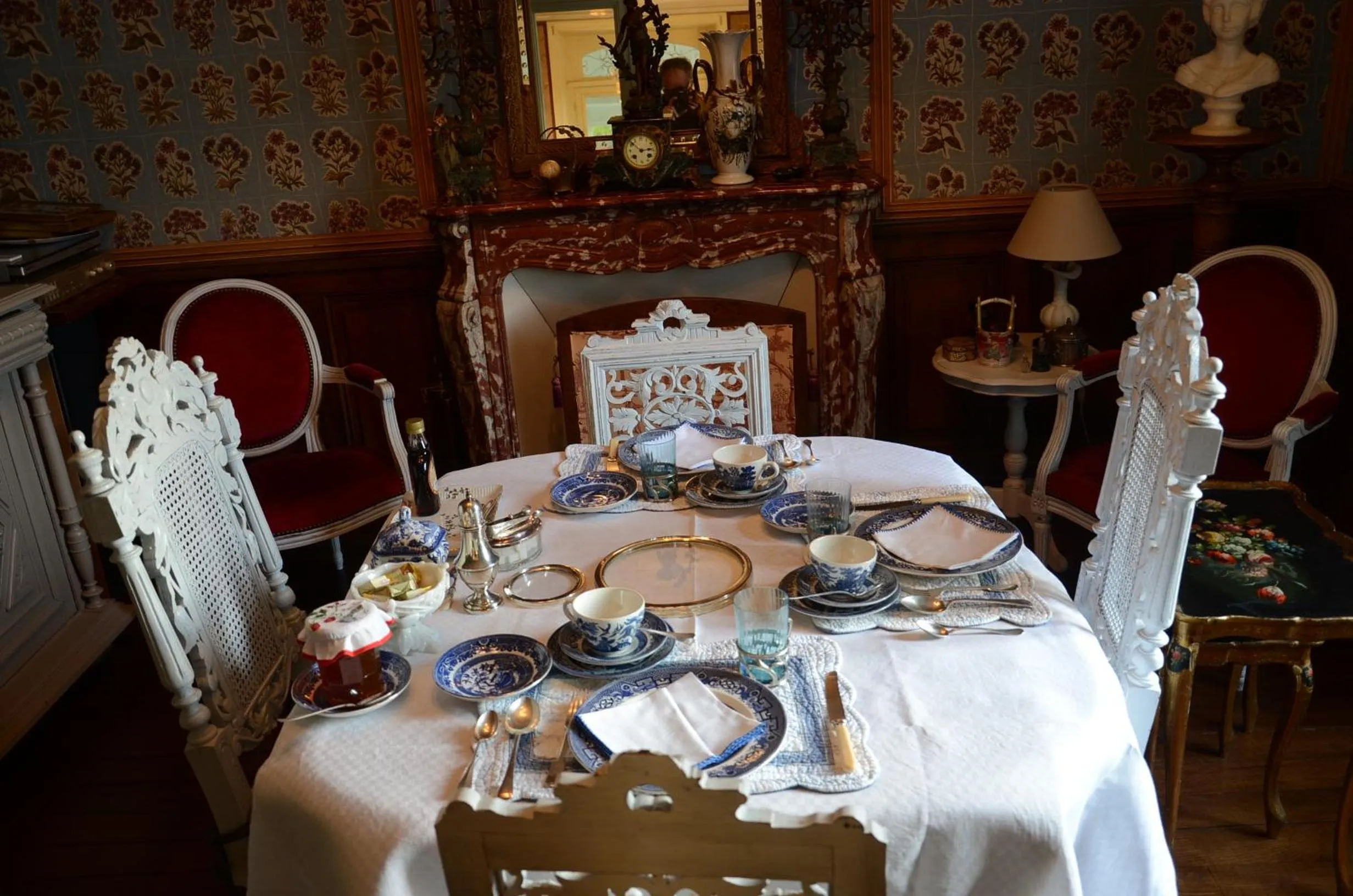 Continental breakfast in La Sévinais