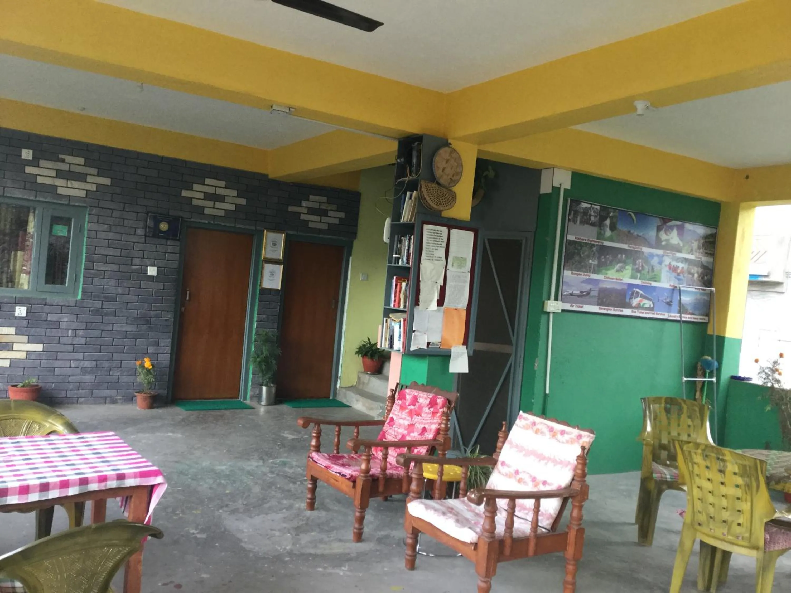 Restaurant/places to eat in Bishnu Homestay