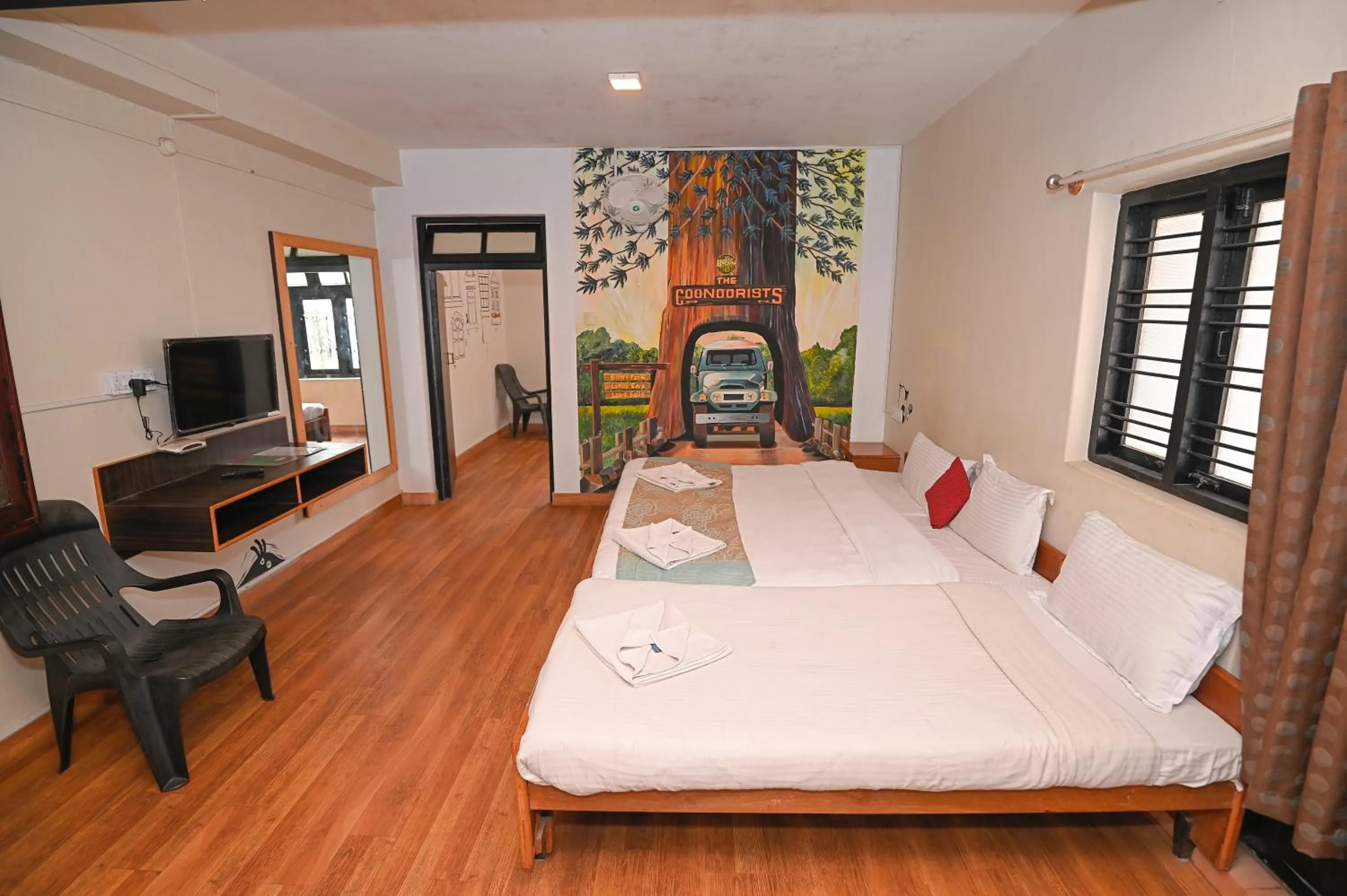 TV and multimedia, Bed in Hotel Vivek