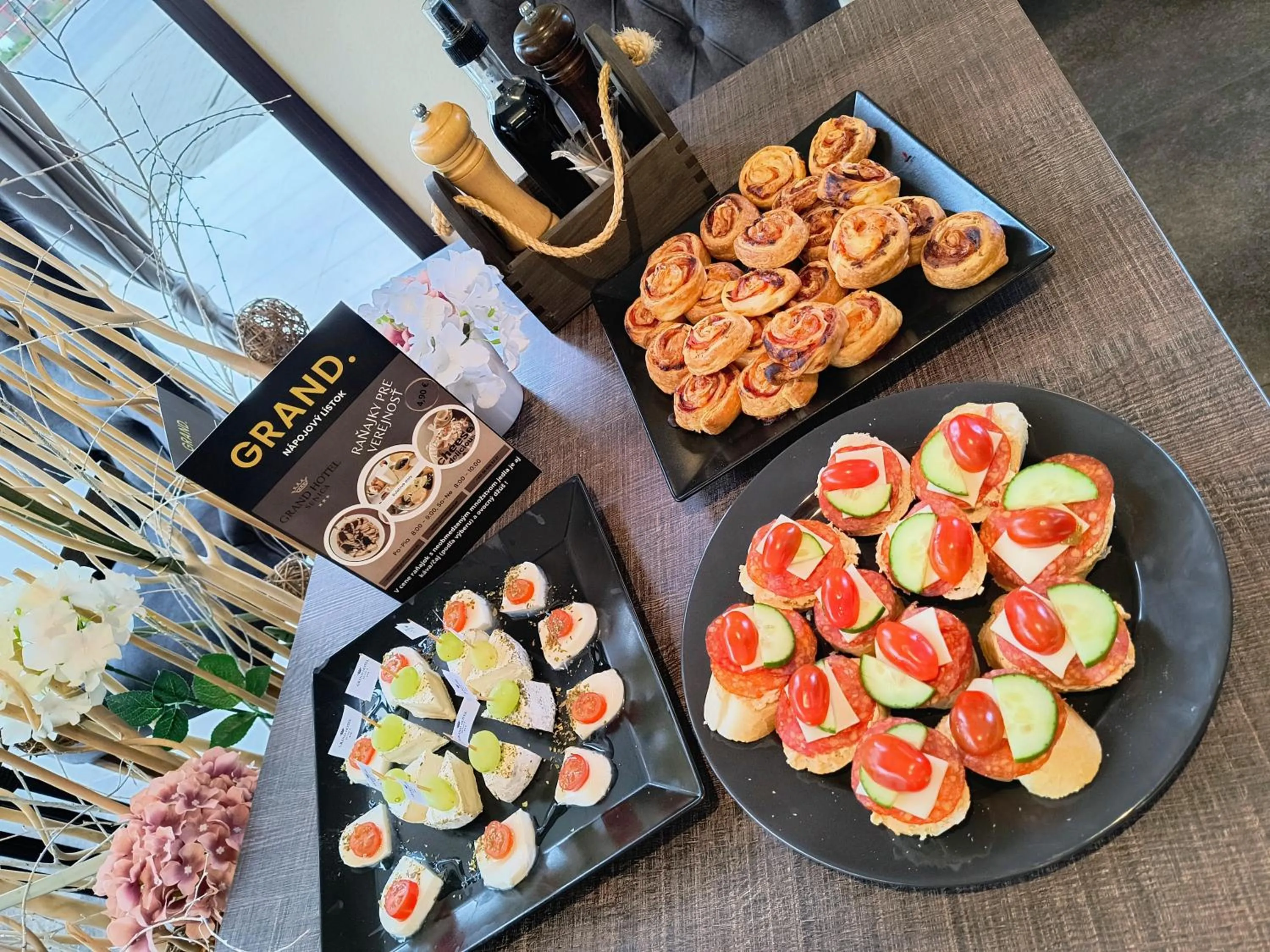 Food and drinks in Grand Hotel Senica, Garni