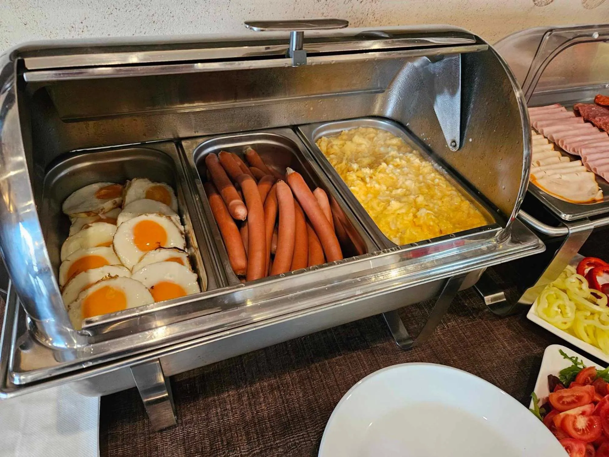 Breakfast in Grand Hotel Senica, Garni