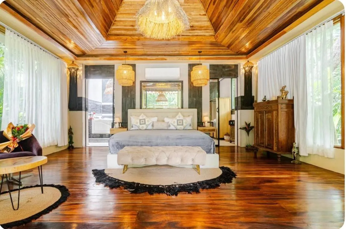 Ocho Artisan Bungalows