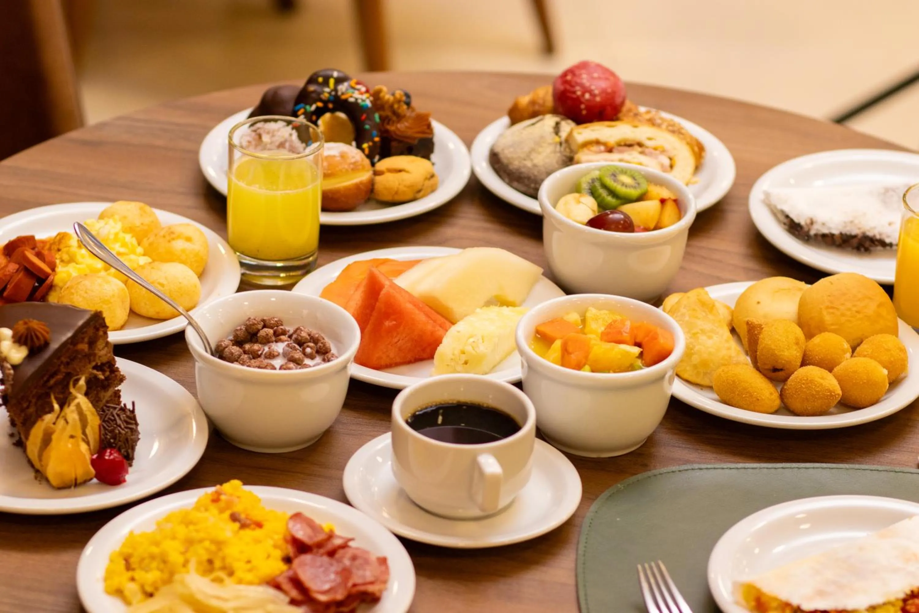Breakfast in Cataratas Park Hotel e Eventos