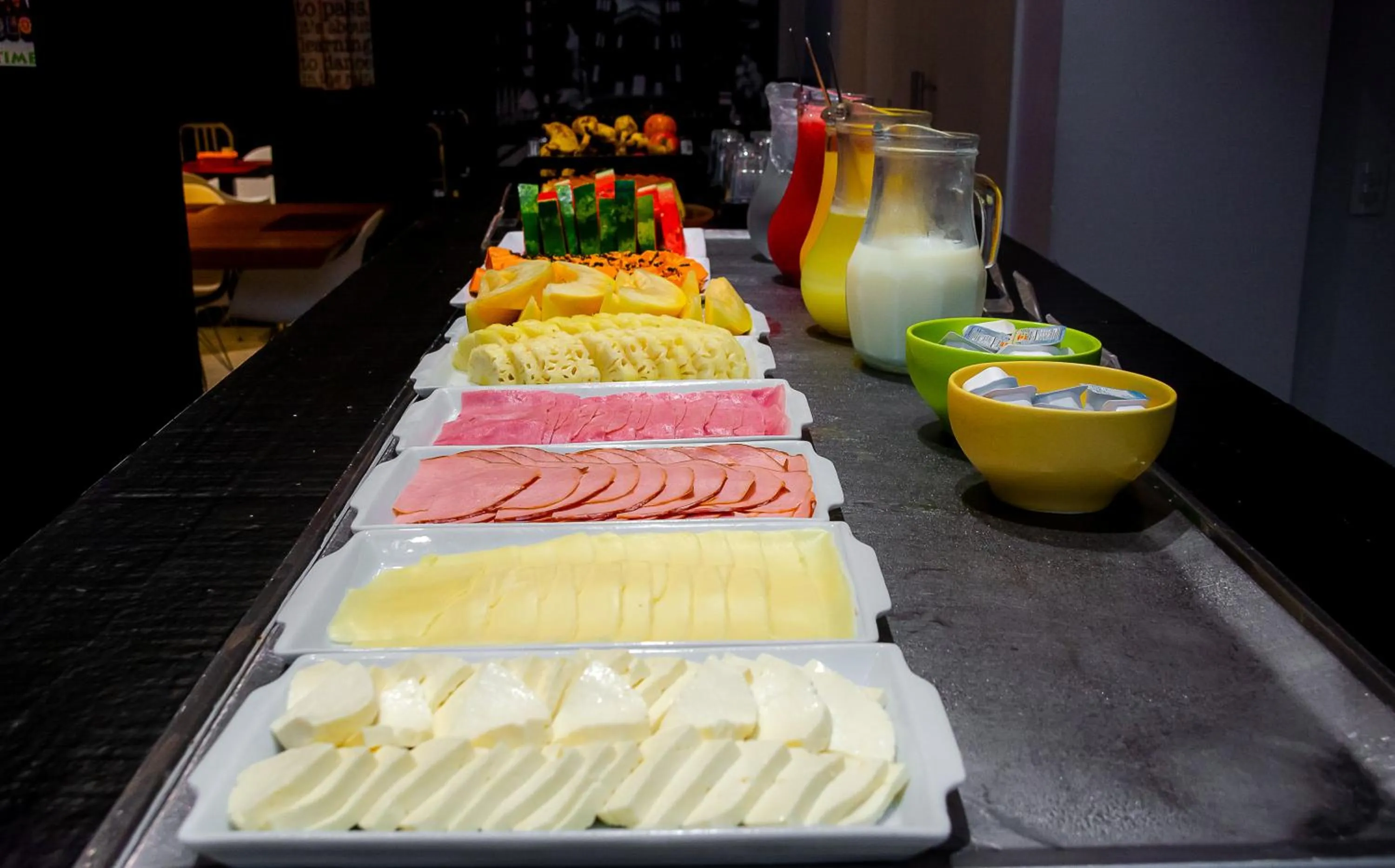 Breakfast in Golden Tower Shopping by Fênix Hotéis