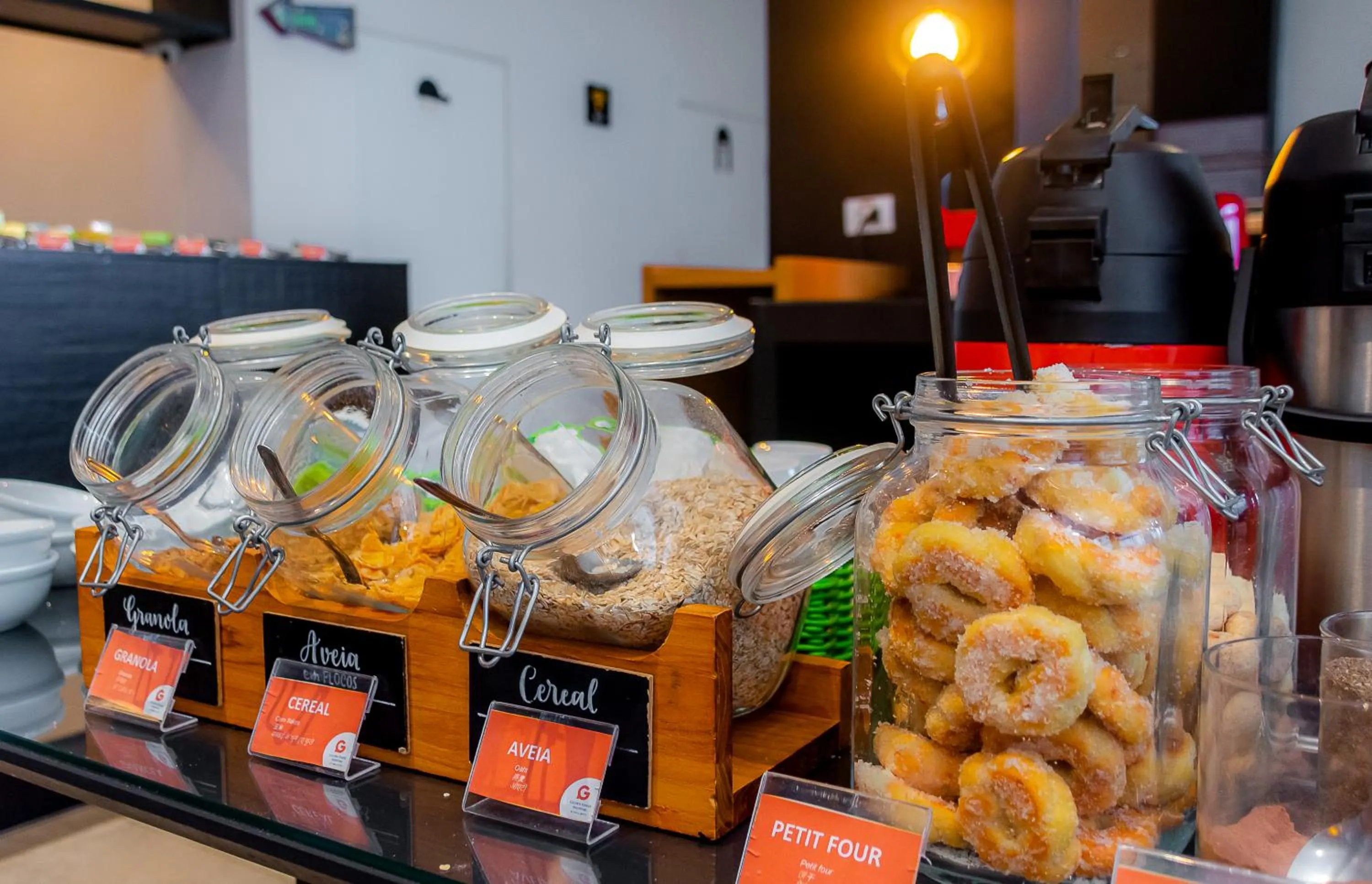 Breakfast in Golden Tower Shopping by Fênix Hotéis