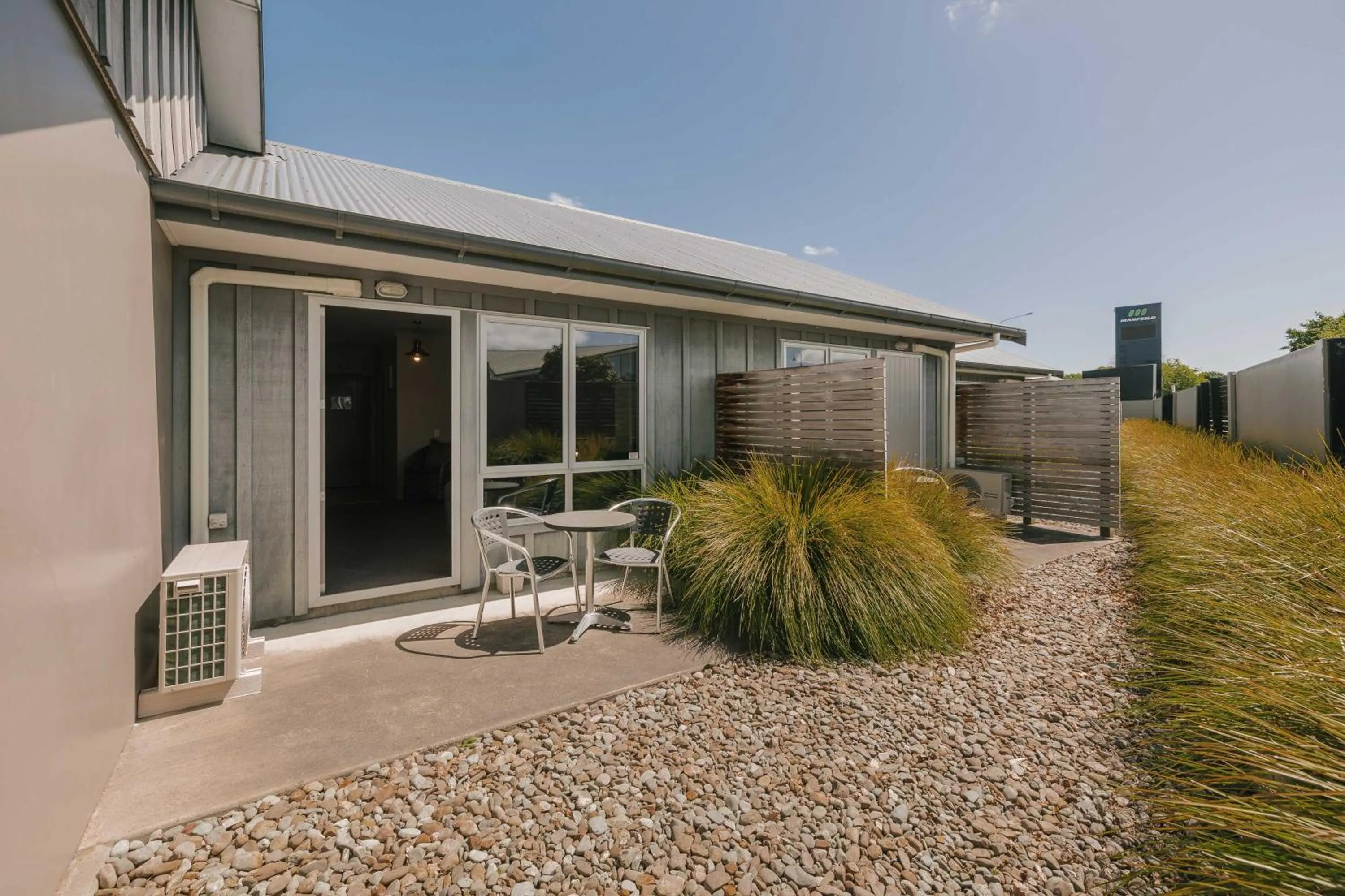 Patio in South Street West Motel