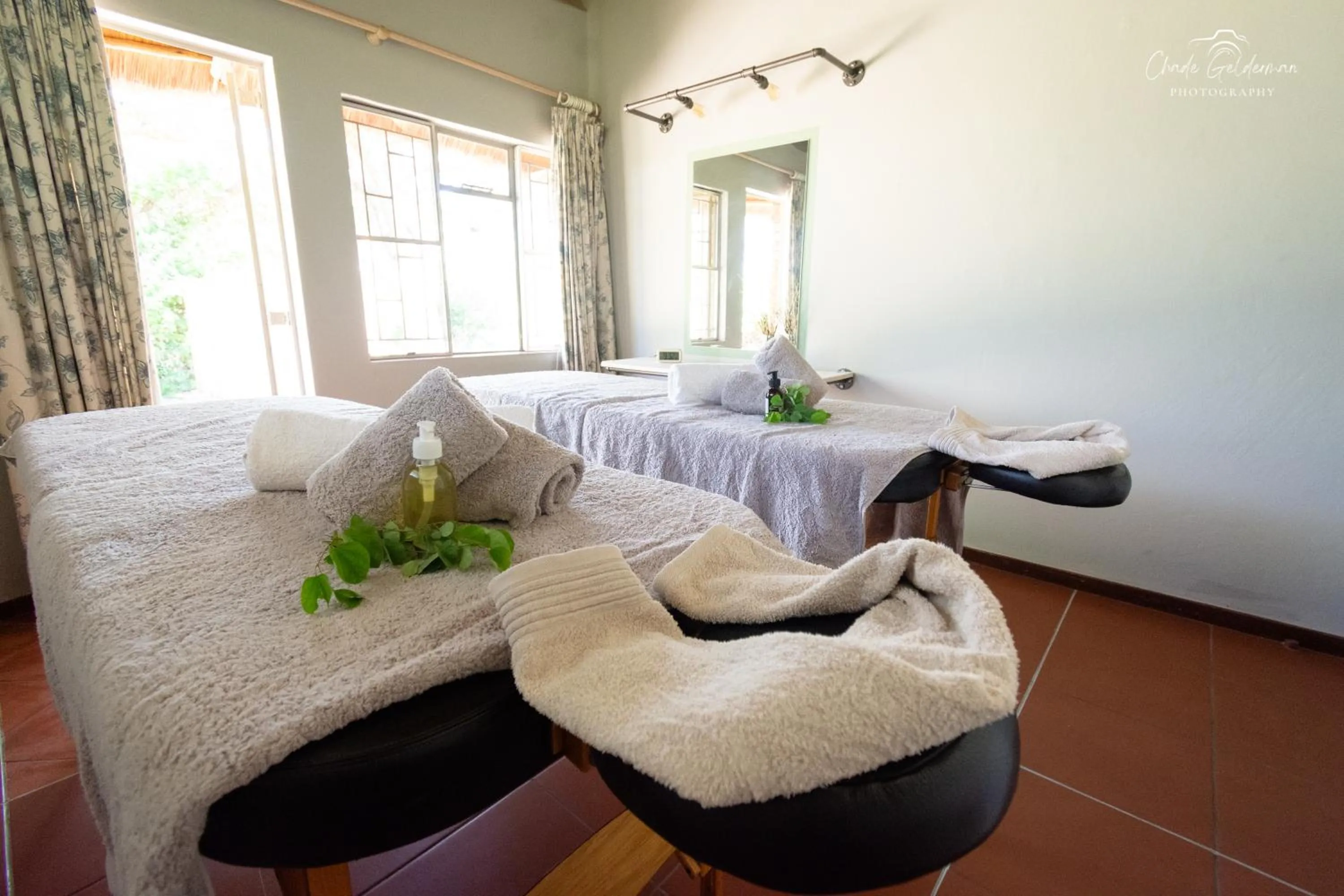 Spa and wellness centre/facilities, Bed in Mohlabetsi Safari Lodge