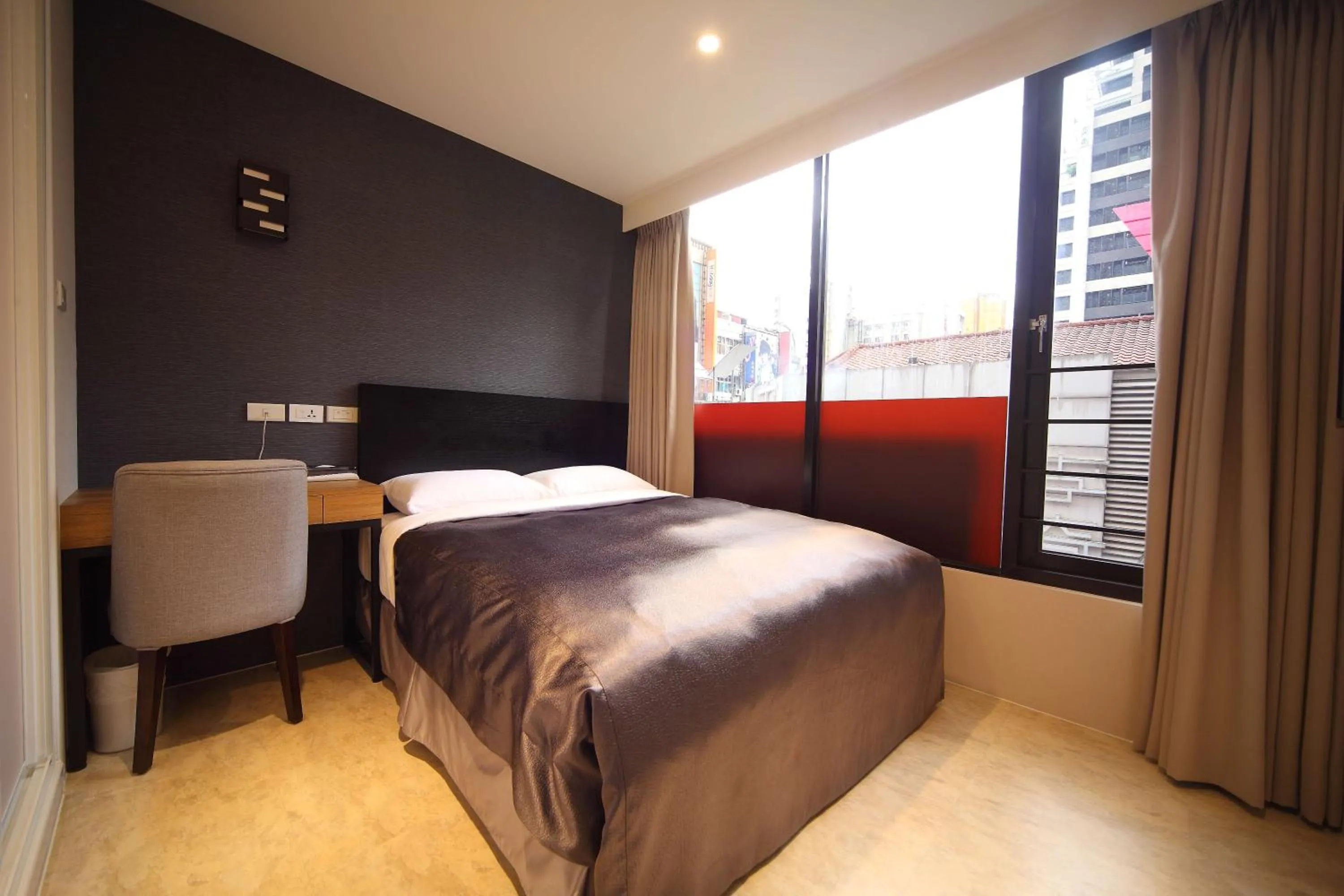 Photo of the whole room, Bed in E-House Xining Branch