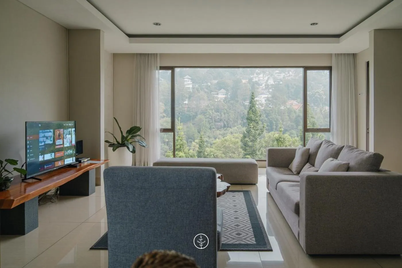 Living room in Tulip Hill View Villa 6 bedrooms with a private swimming pool and movie room