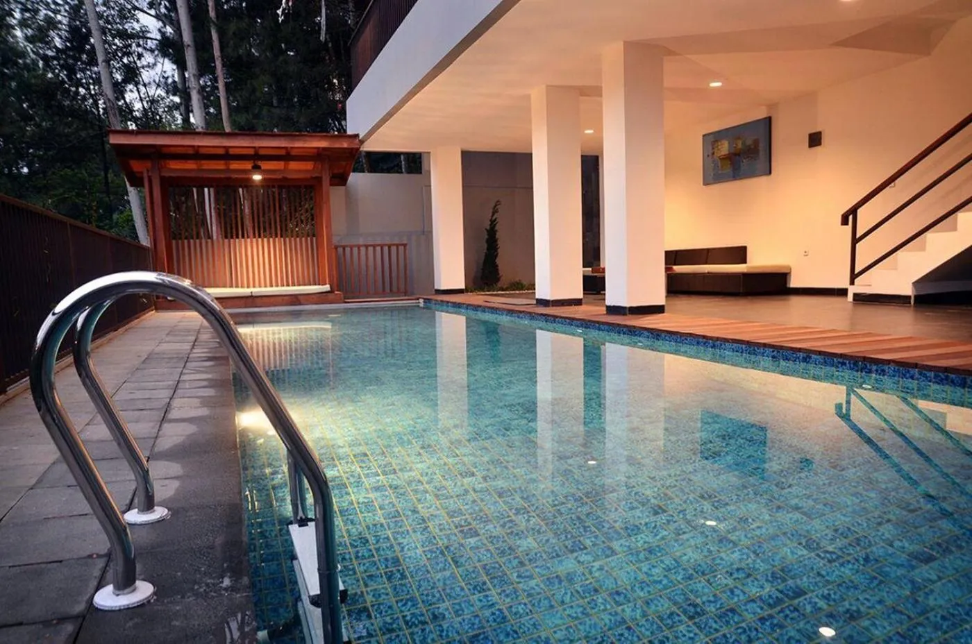 Swimming pool in Tulip Hill View Villa 6 bedrooms with a private swimming pool and movie room
