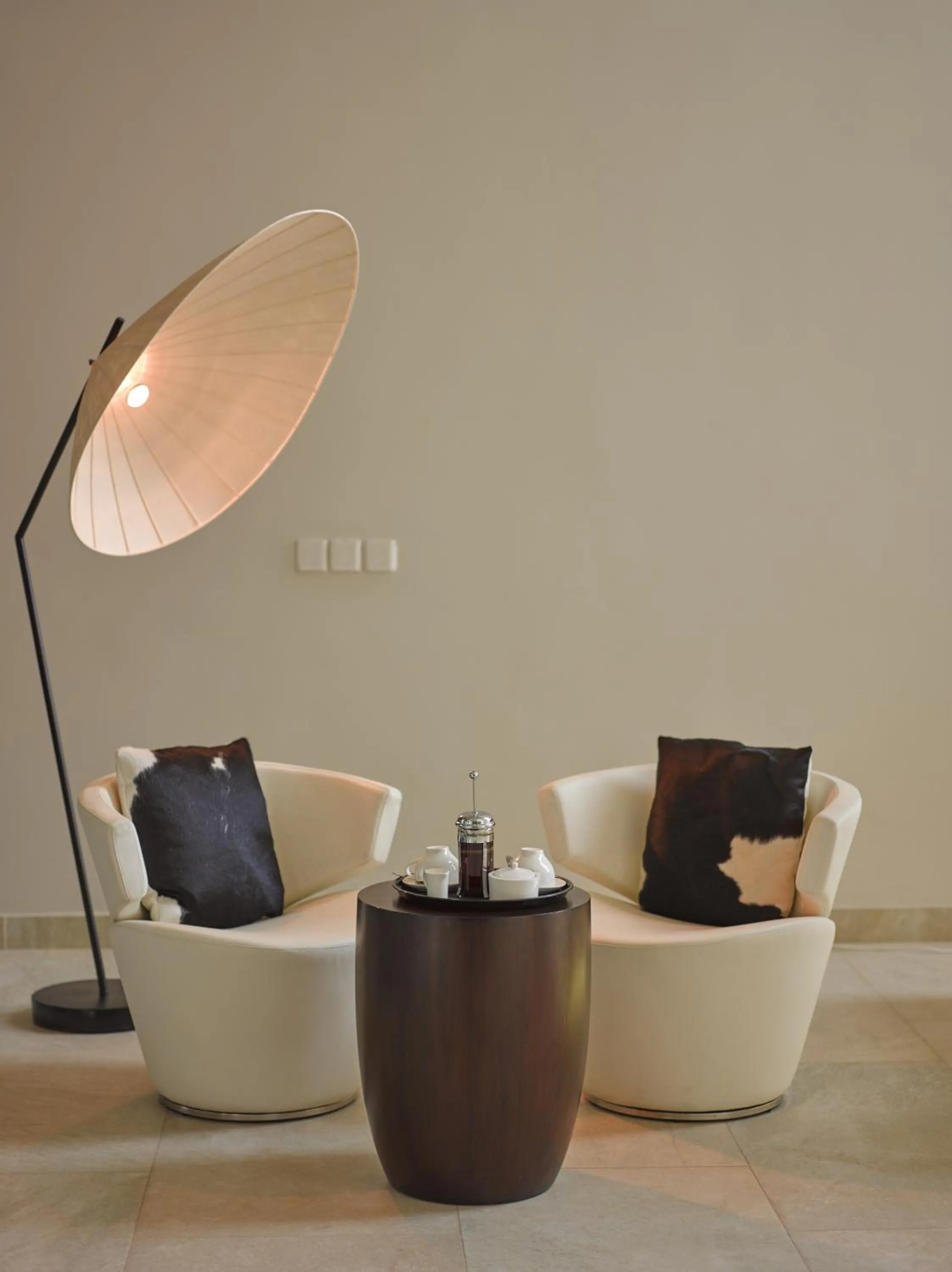 Lobby or reception in Hotel English Point Marina & Spa