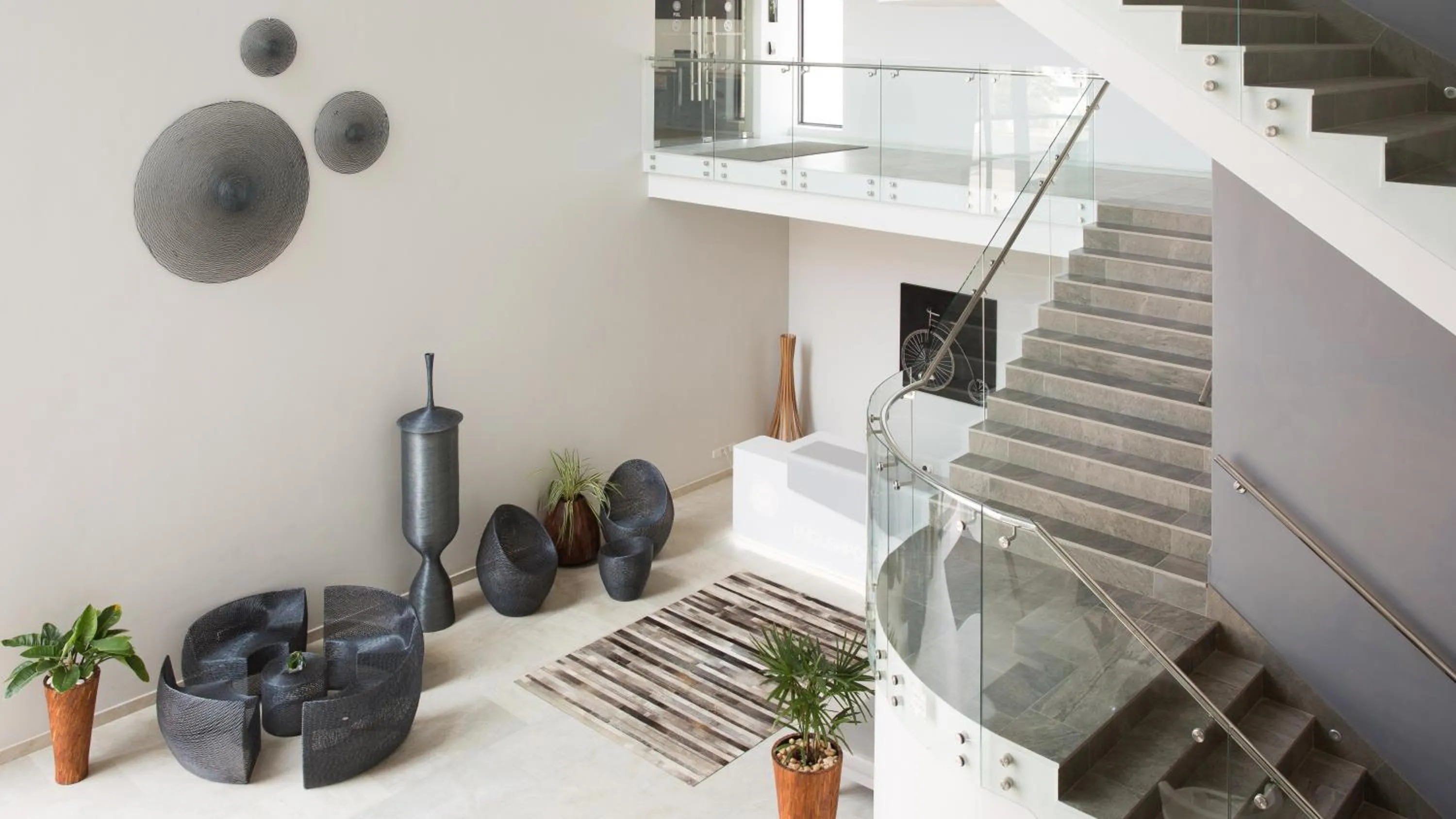 Lobby or reception in Hotel English Point Marina & Spa