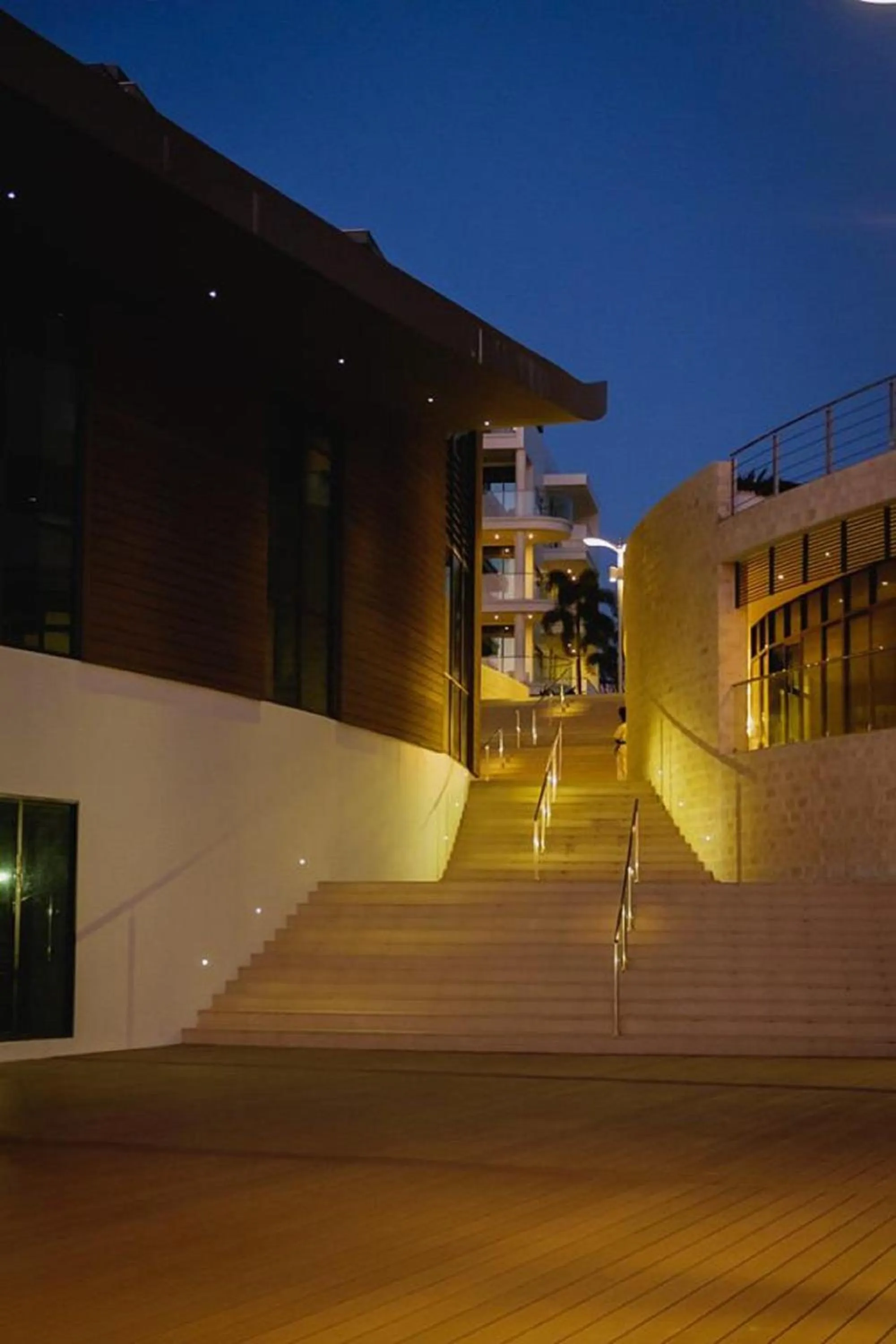 Property building in Hotel English Point Marina & Spa