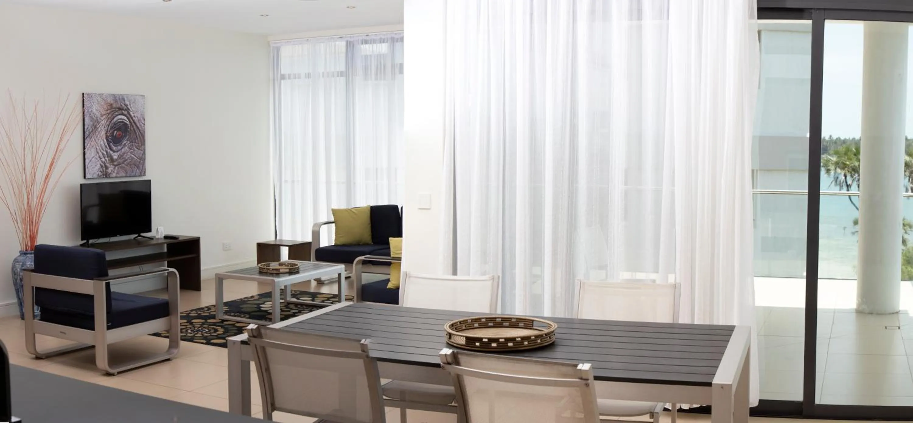 Living room in Hotel English Point Marina & Spa