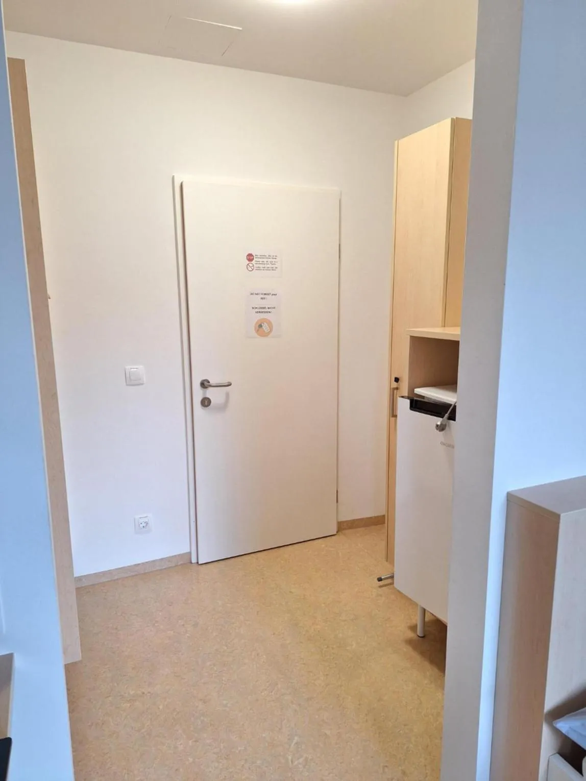 wardrobe in SOVEA Hotel - City