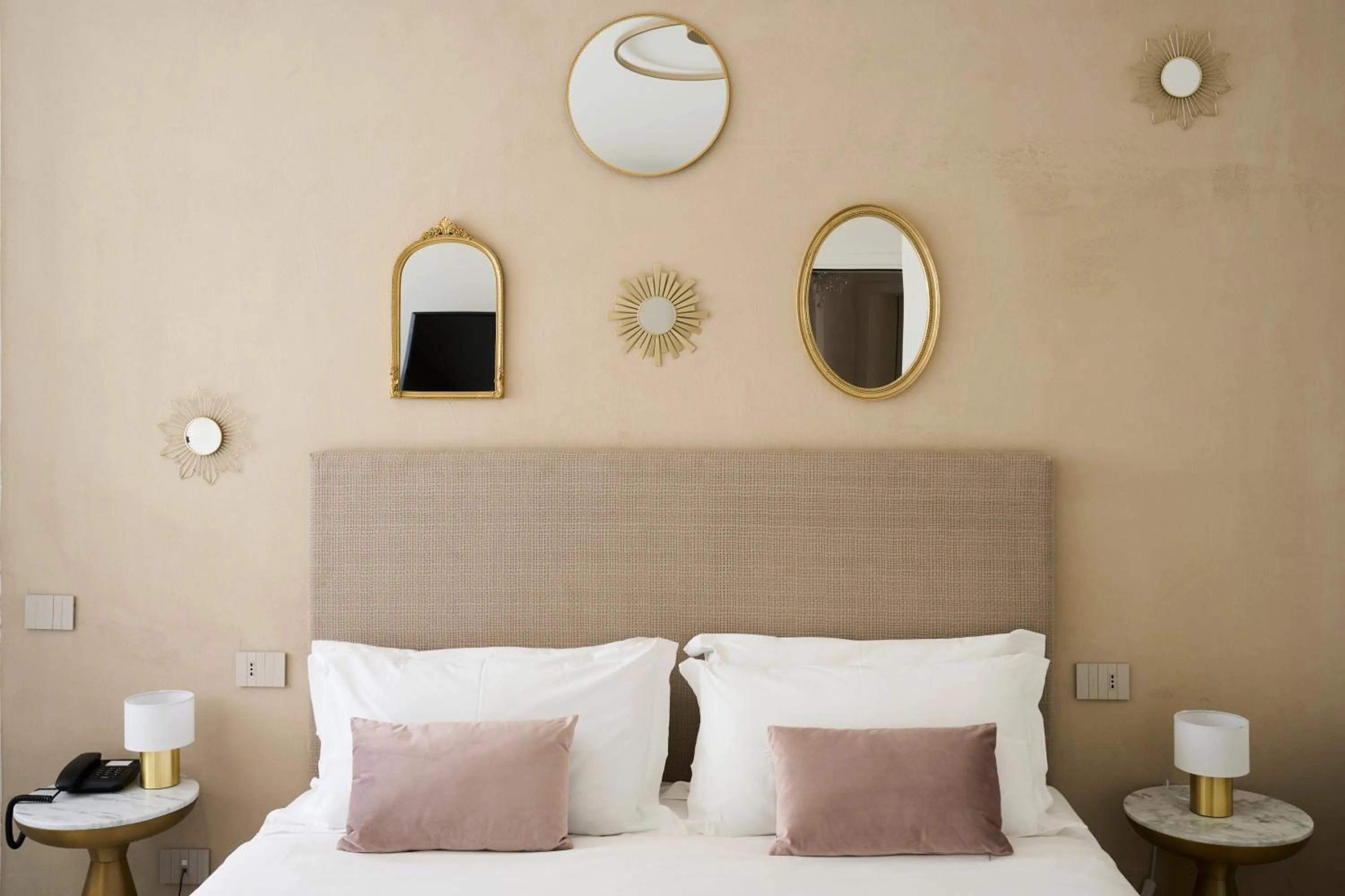 Photo of the whole room, Bed in Boutique Hotel San Giovanni