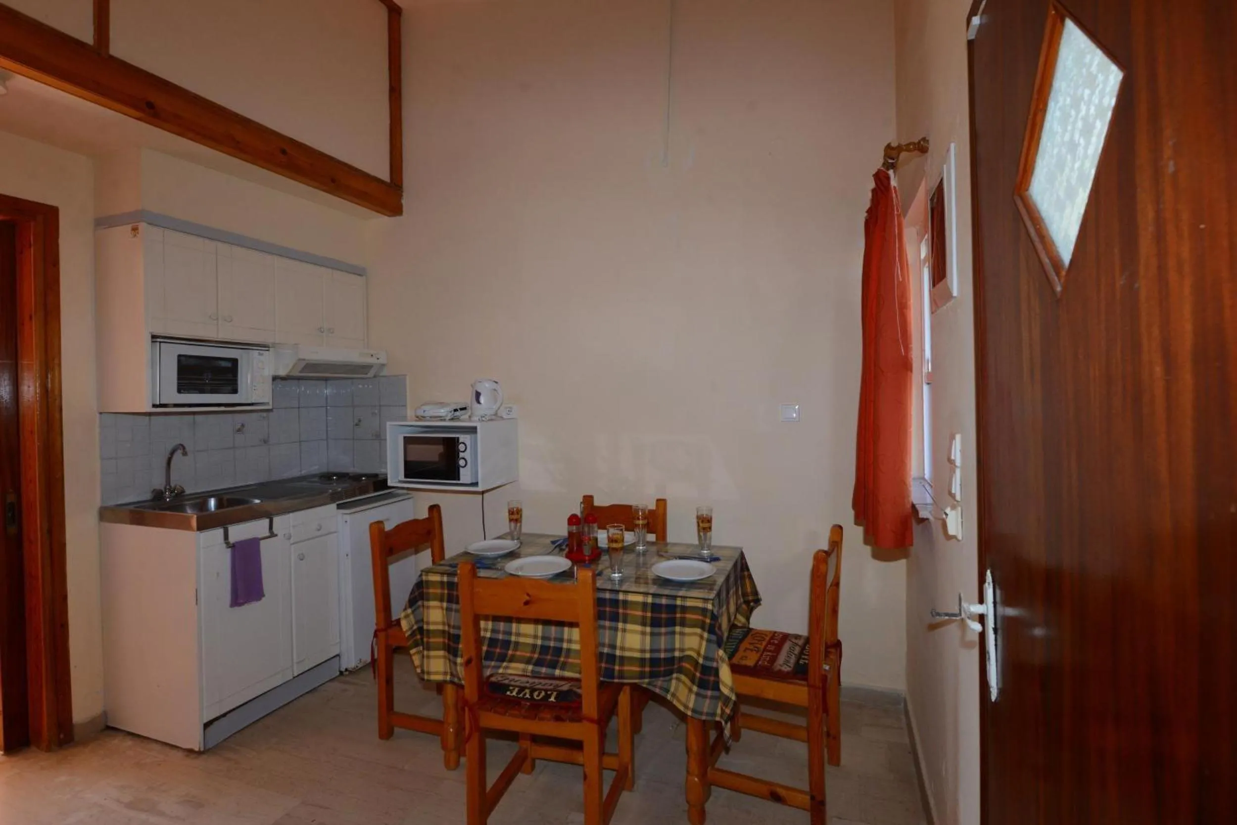 Property building in Charlies Venus Apartments