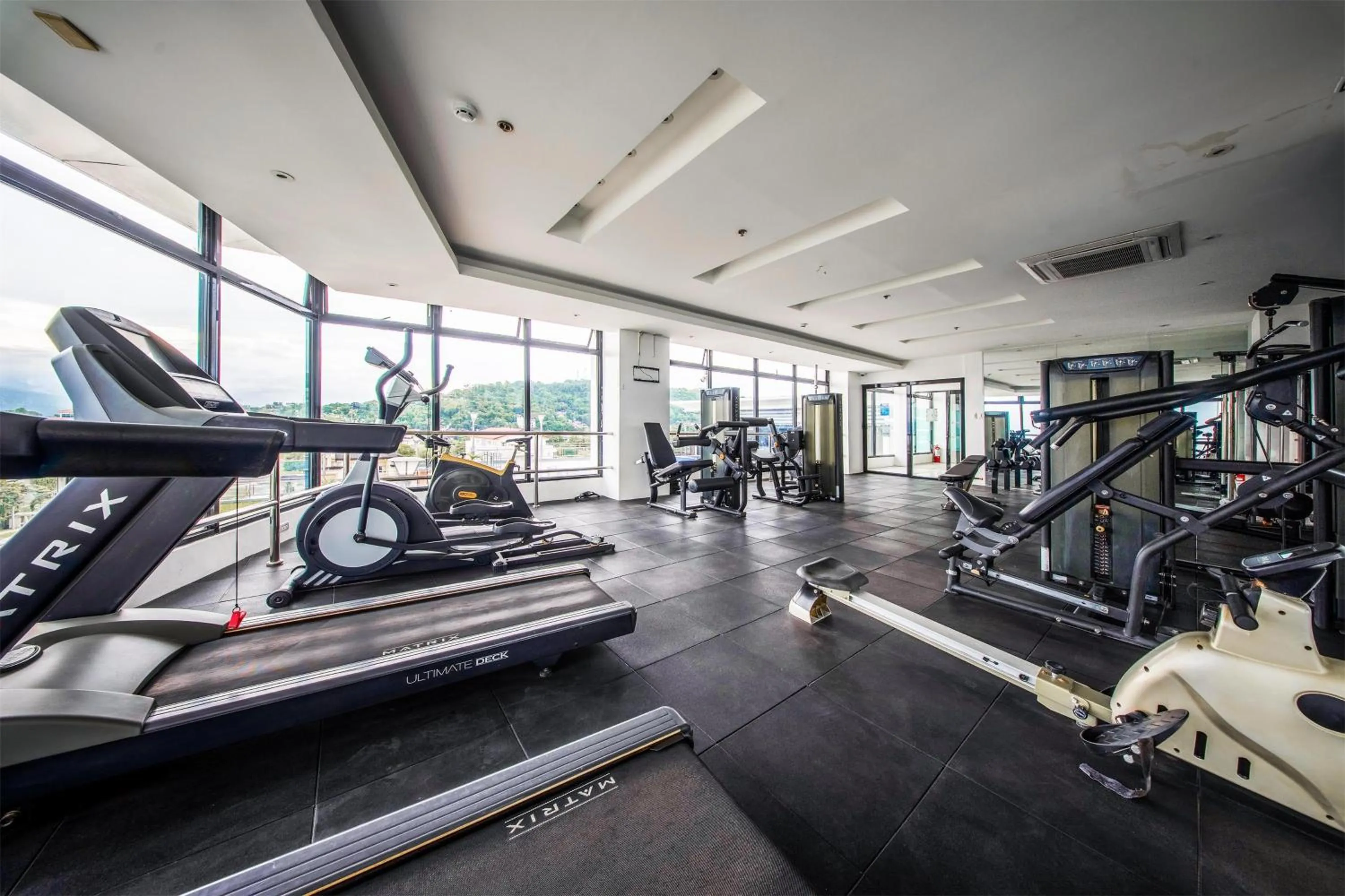 Fitness centre/facilities in Best Western Plus Hotel Subic