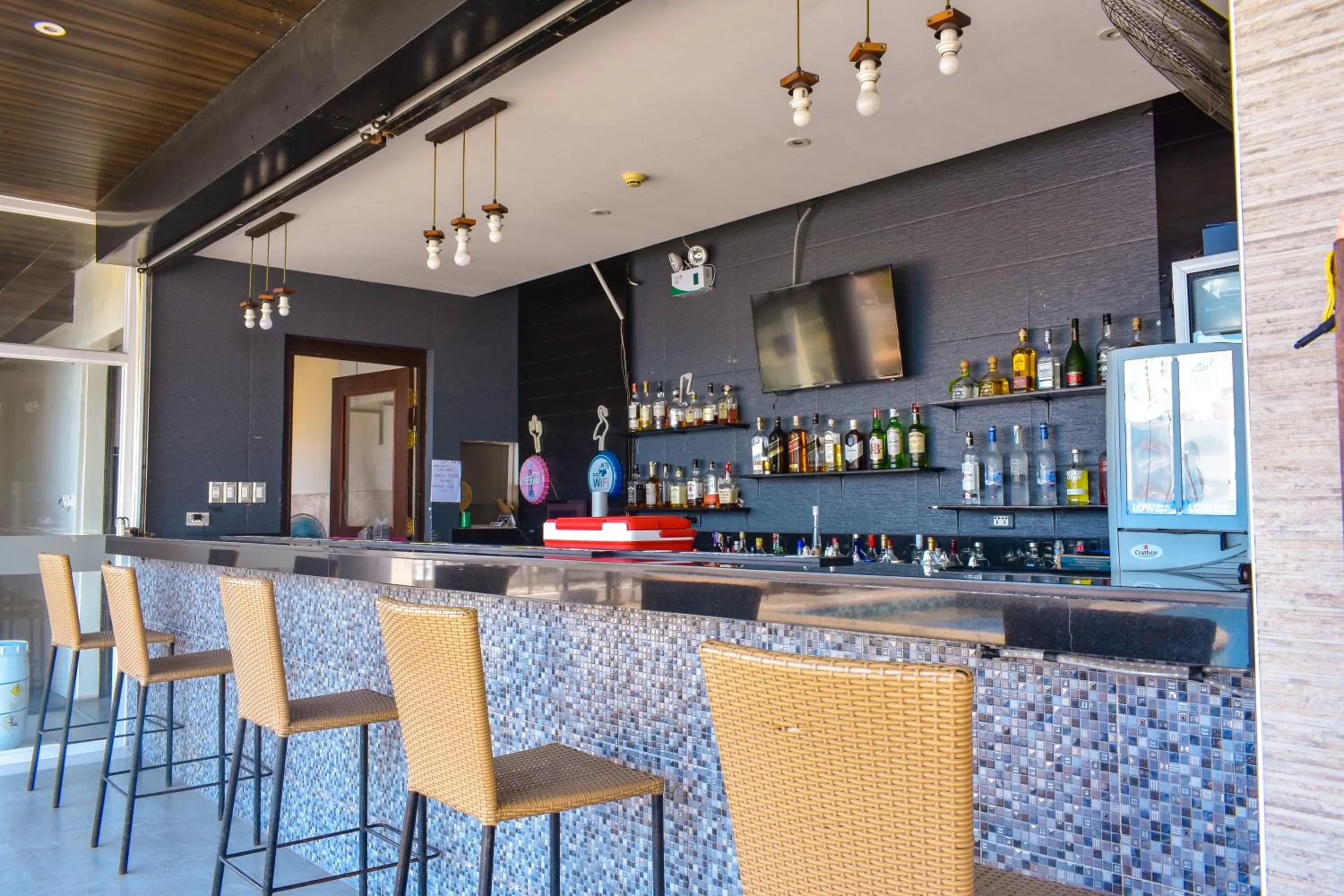 Restaurant/places to eat in Best Western Plus Hotel Subic