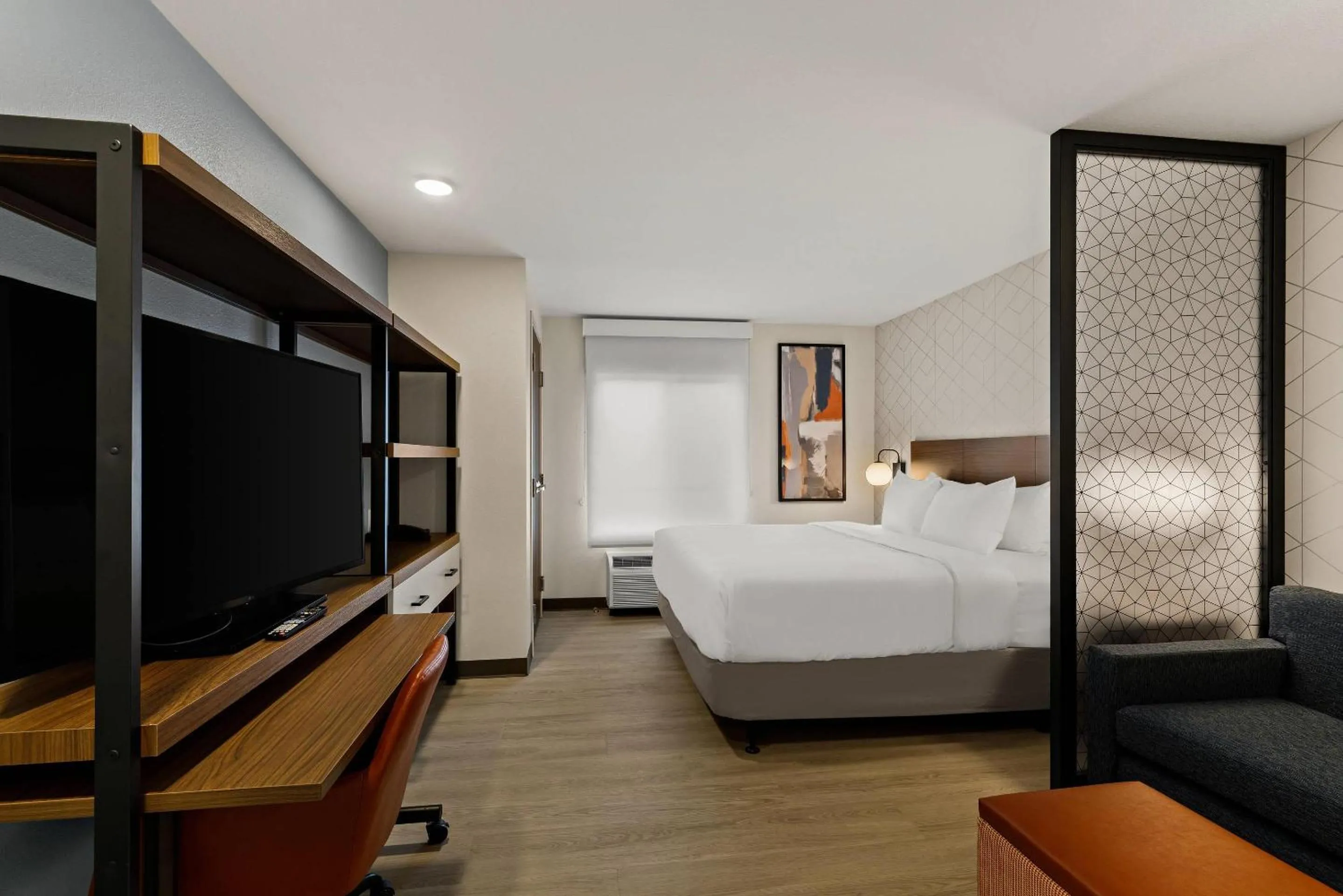 Everhome Suites Clarksville Ft Campbell Area by Choice Hotels