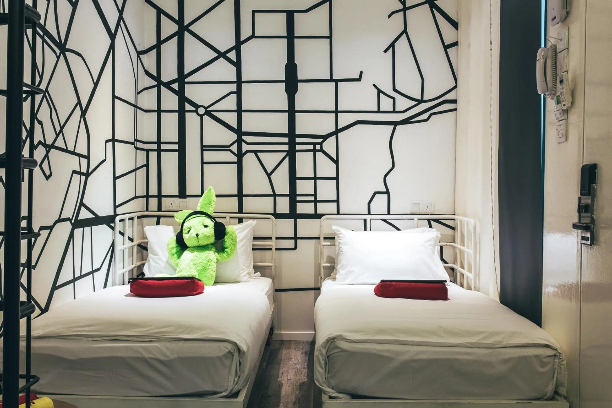 Bed in Dash Box Hotel Cyberjaya