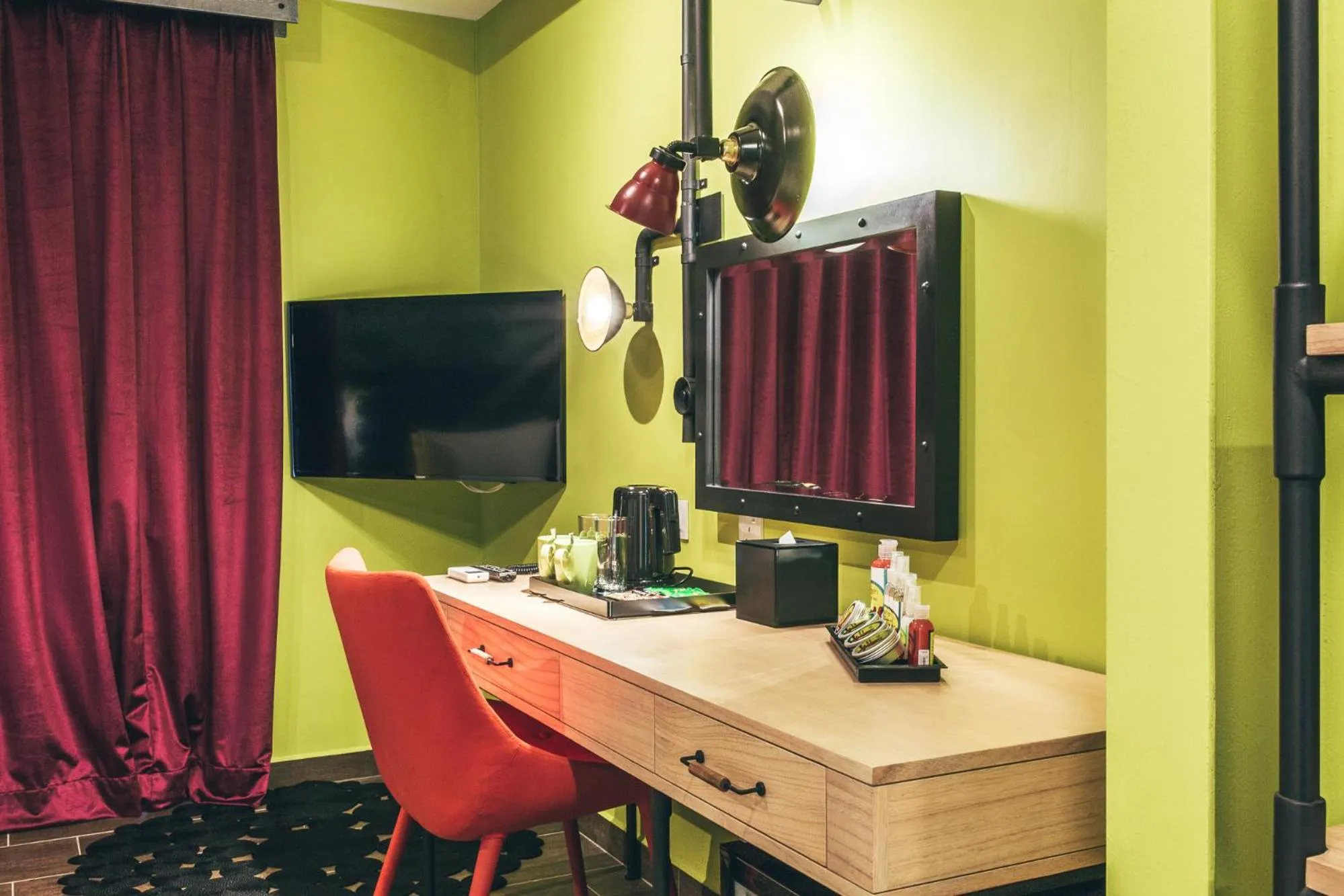 Bed in Dash Box Hotel Cyberjaya